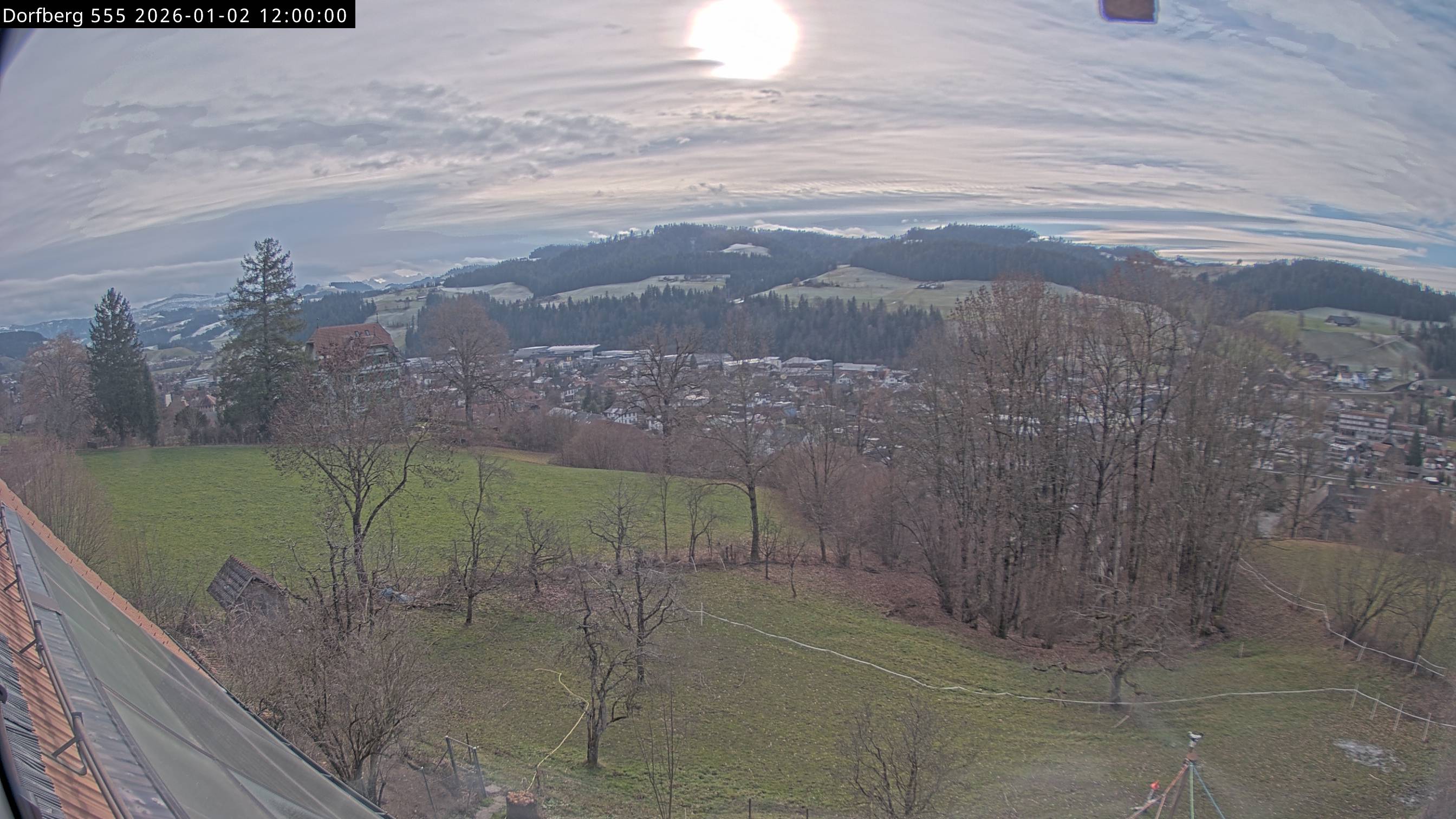Webcam-Bild: Aussicht vom Dorfberg in Langnau 20260102-120000