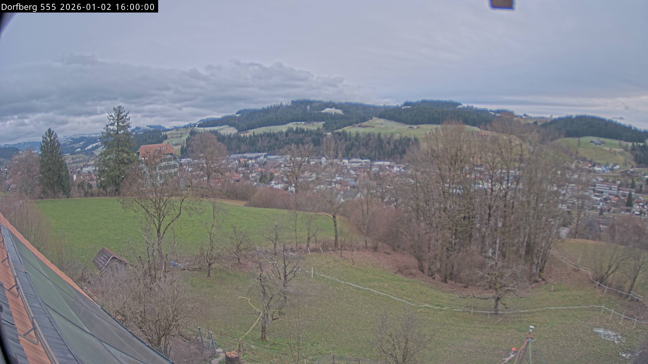 Webcam-Bild: Aussicht vom Dorfberg in Langnau 20260102-160000