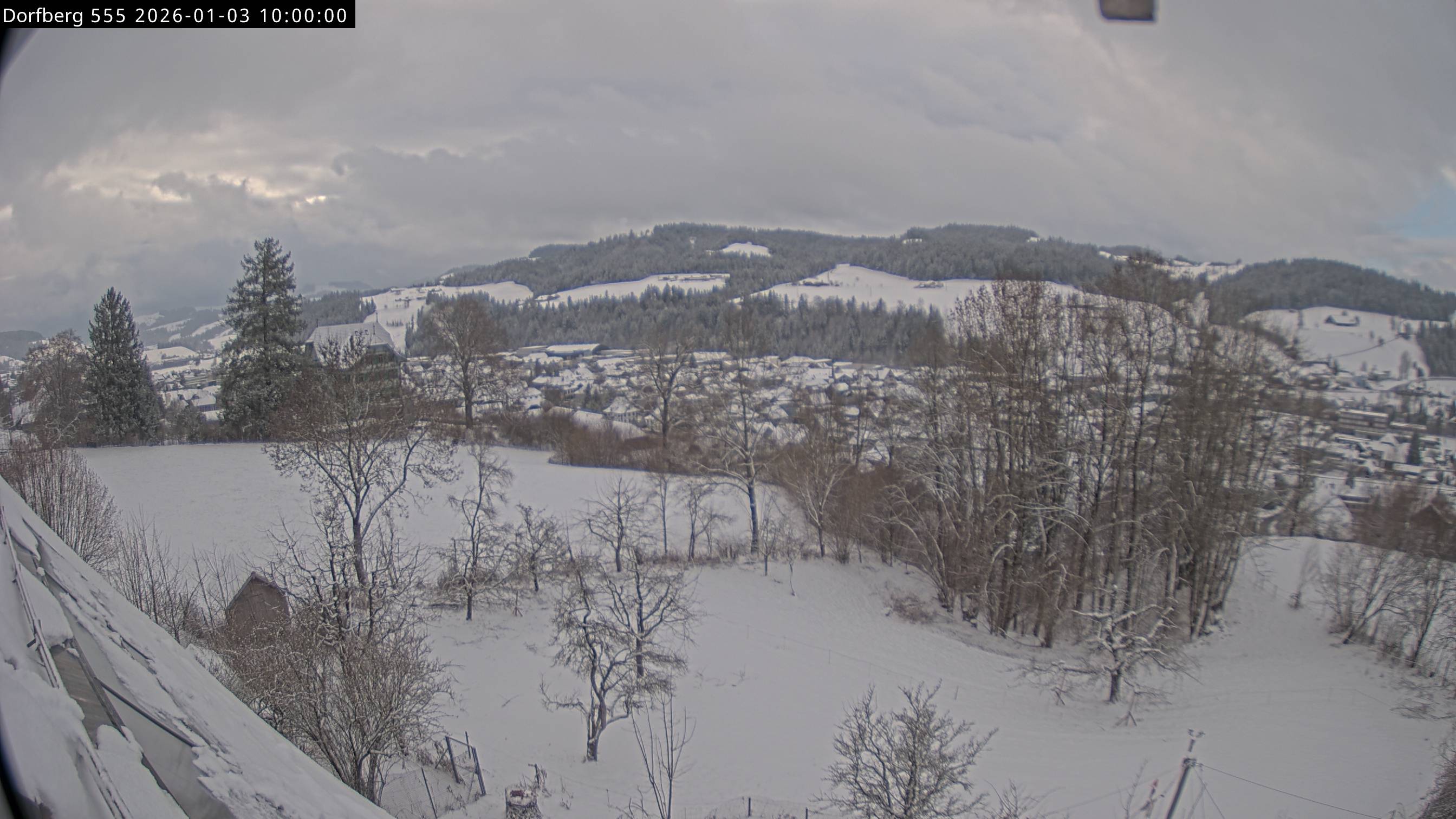 Webcam-Bild: Aussicht vom Dorfberg in Langnau 20260103-100000