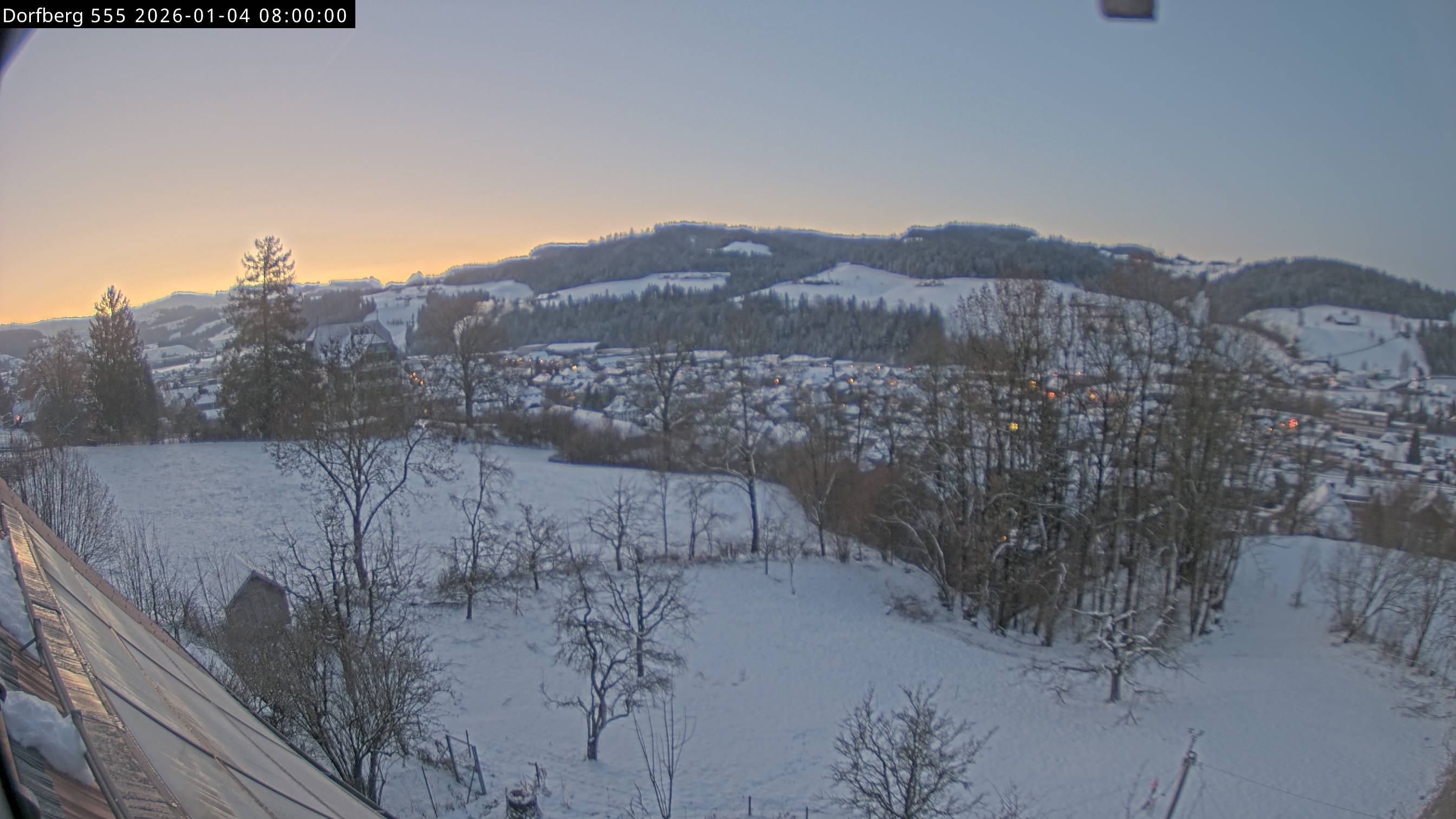 Webcam-Bild: Aussicht vom Dorfberg in Langnau 20260104-080000
