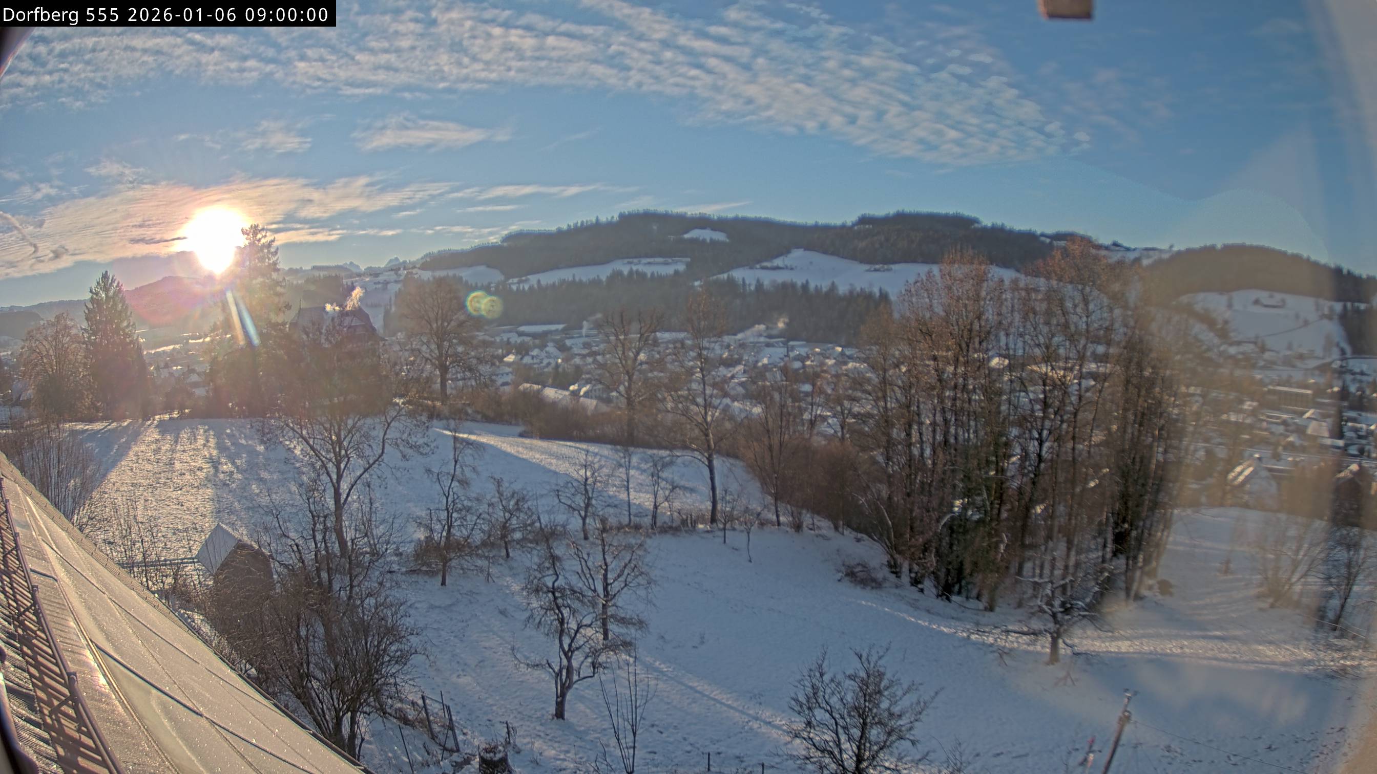 Webcam-Bild: Aussicht vom Dorfberg in Langnau 20260106-090000