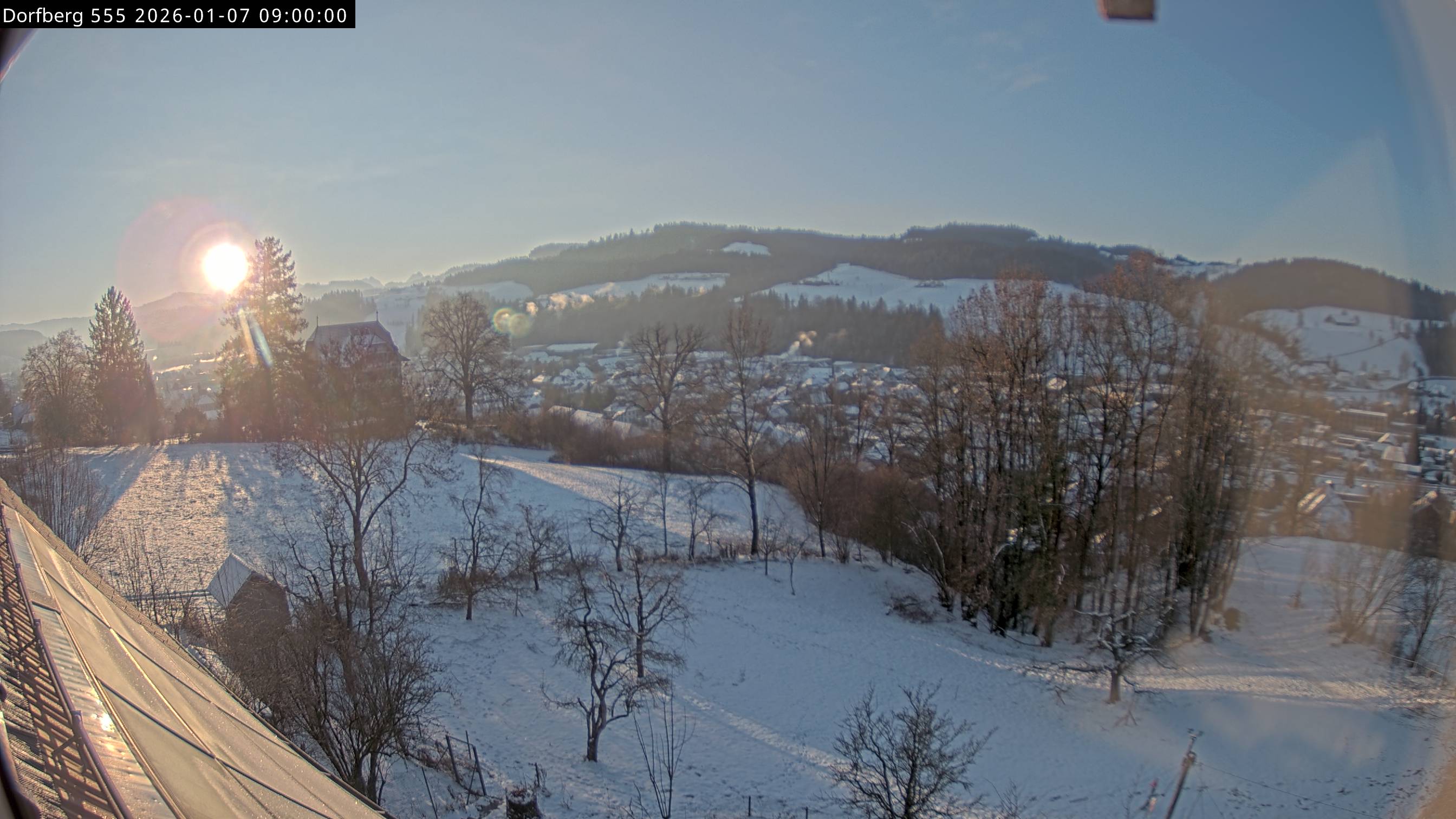 Webcam-Bild: Aussicht vom Dorfberg in Langnau 20260107-090000