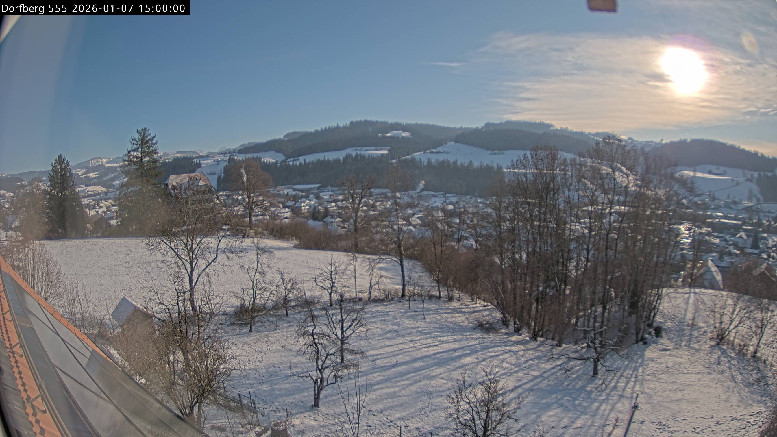 Webcam-Bild: Aussicht vom Dorfberg in Langnau 20260107-150000