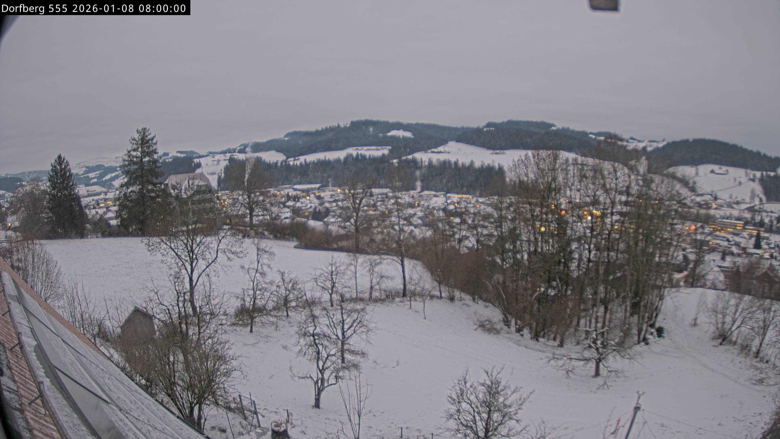 Webcam-Bild: Aussicht vom Dorfberg in Langnau 20260108-080000