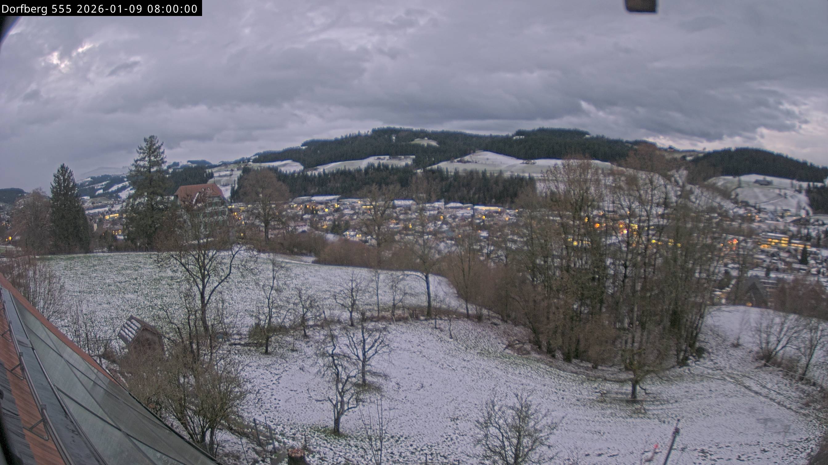 Webcam-Bild: Aussicht vom Dorfberg in Langnau 20260109-080000