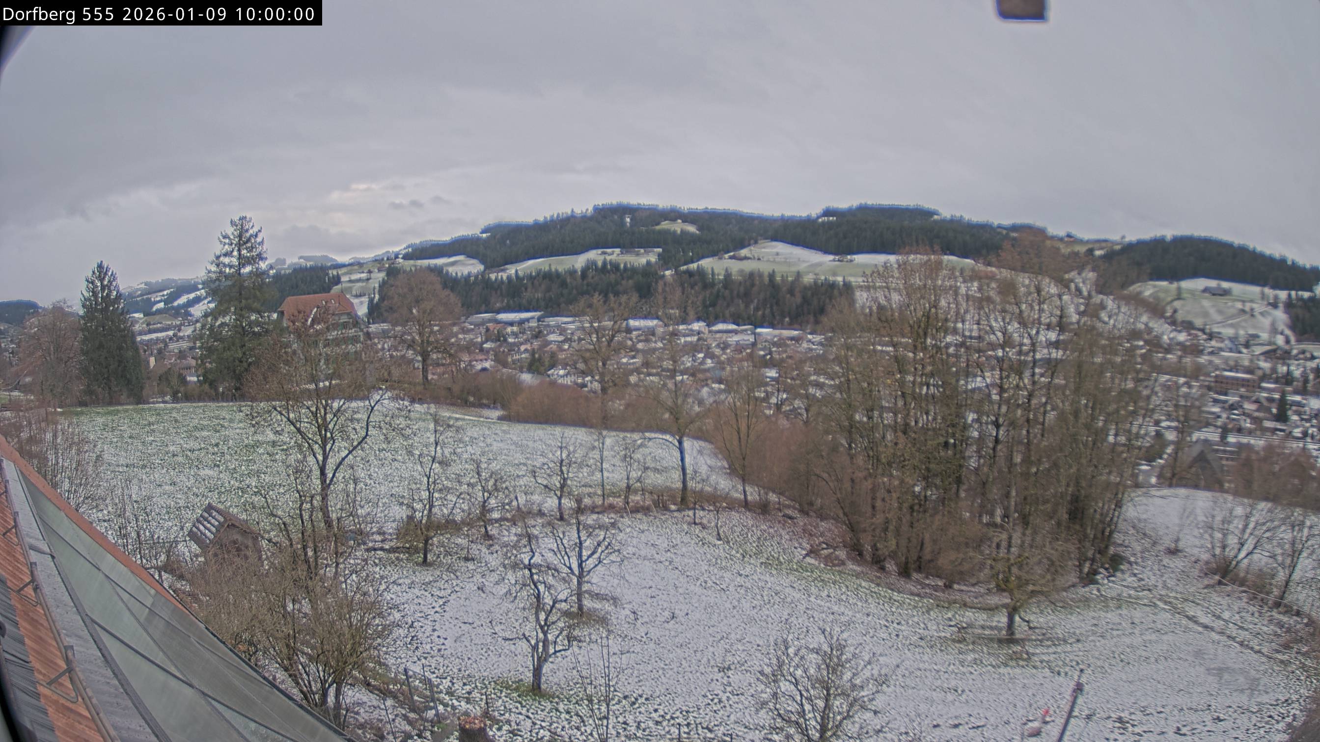 Webcam-Bild: Aussicht vom Dorfberg in Langnau 20260109-100000