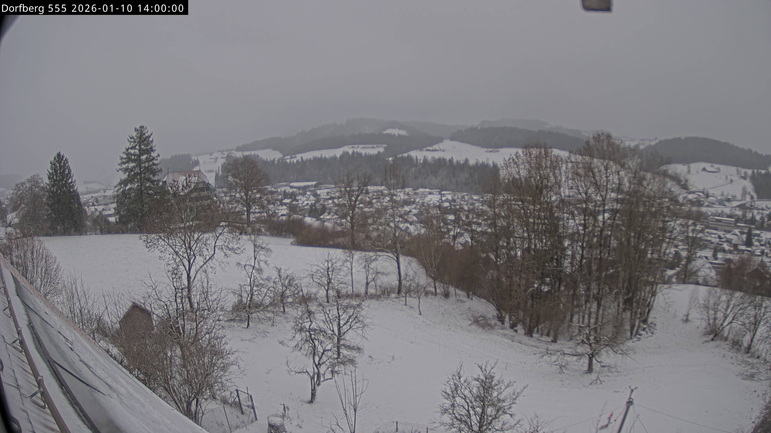 Webcam-Bild: Aussicht vom Dorfberg in Langnau 20260110-140000