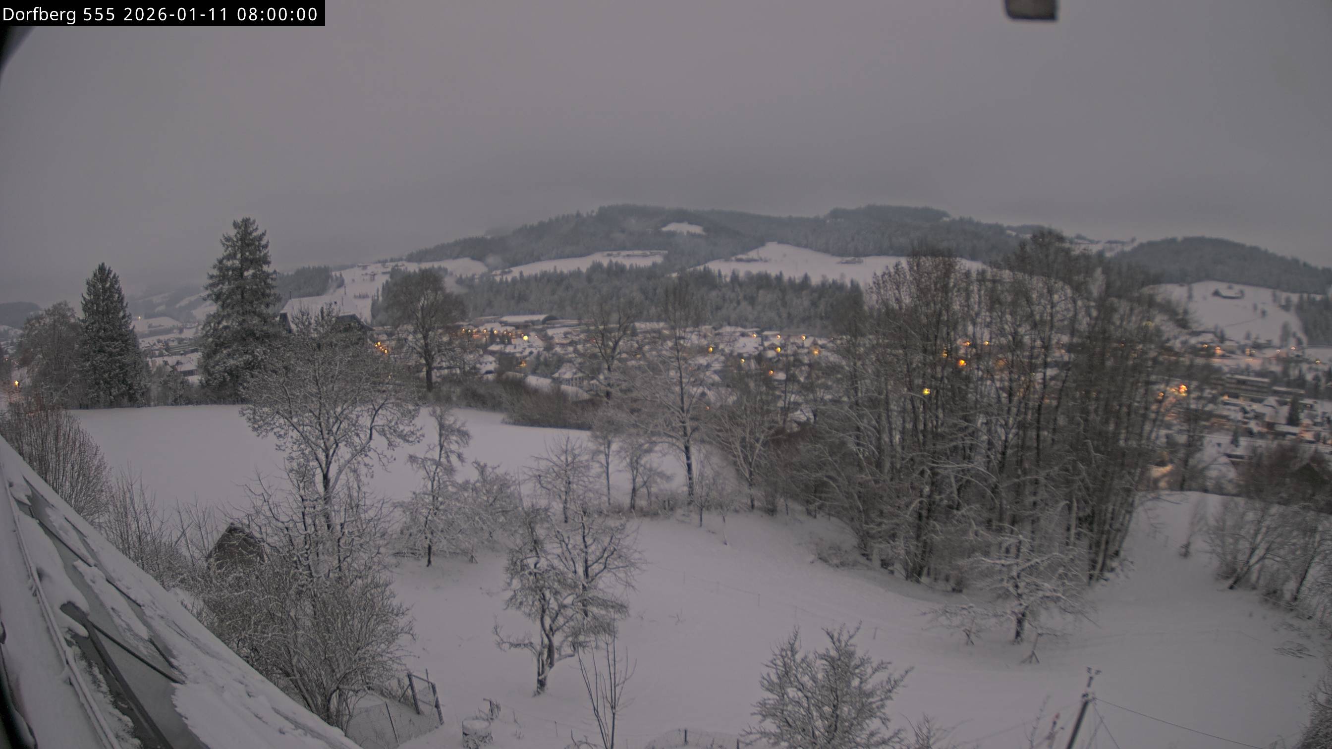 Webcam-Bild: Aussicht vom Dorfberg in Langnau 20260111-080000