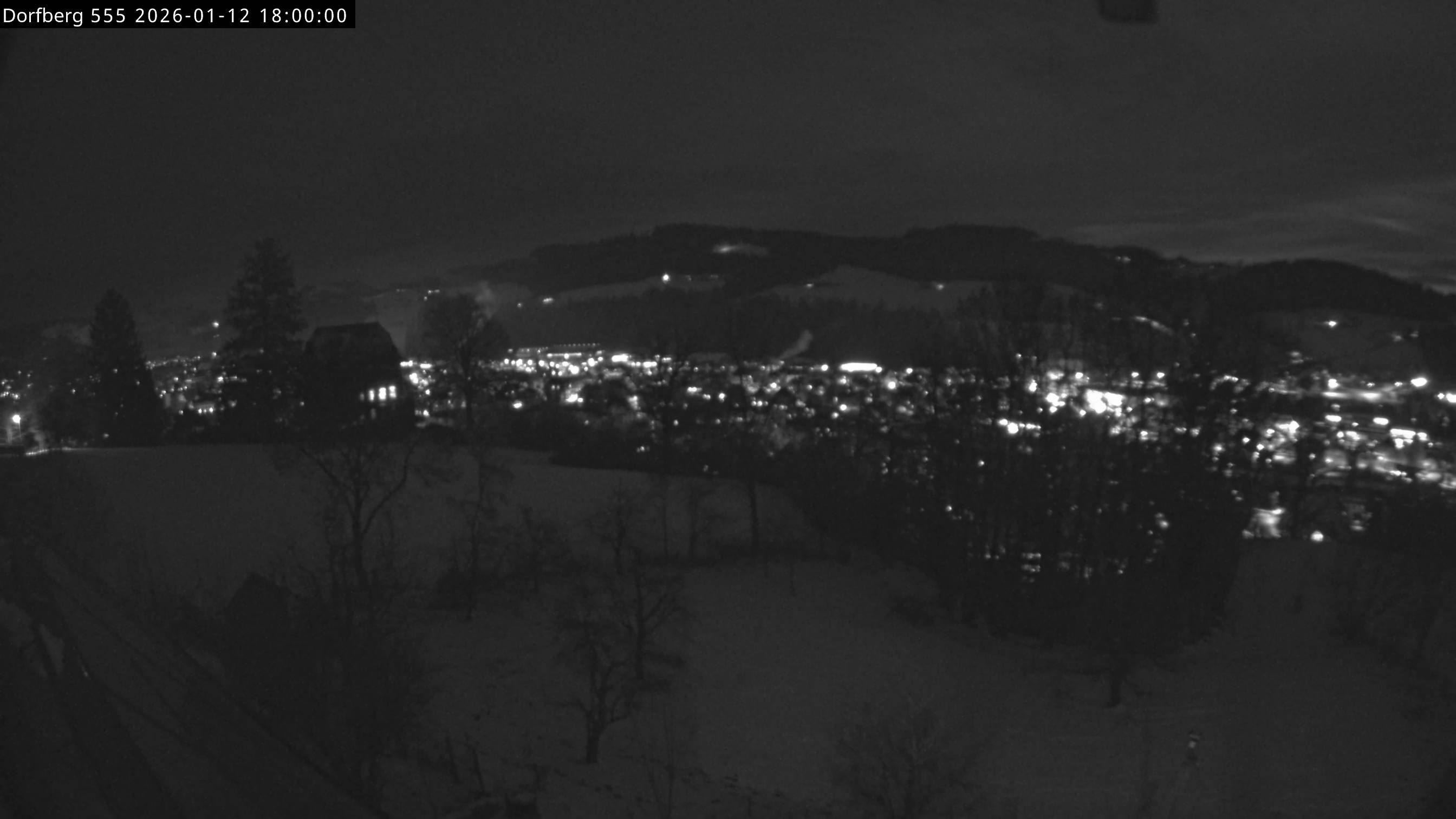 Webcam-Bild: Aussicht vom Dorfberg in Langnau 20260112-180000