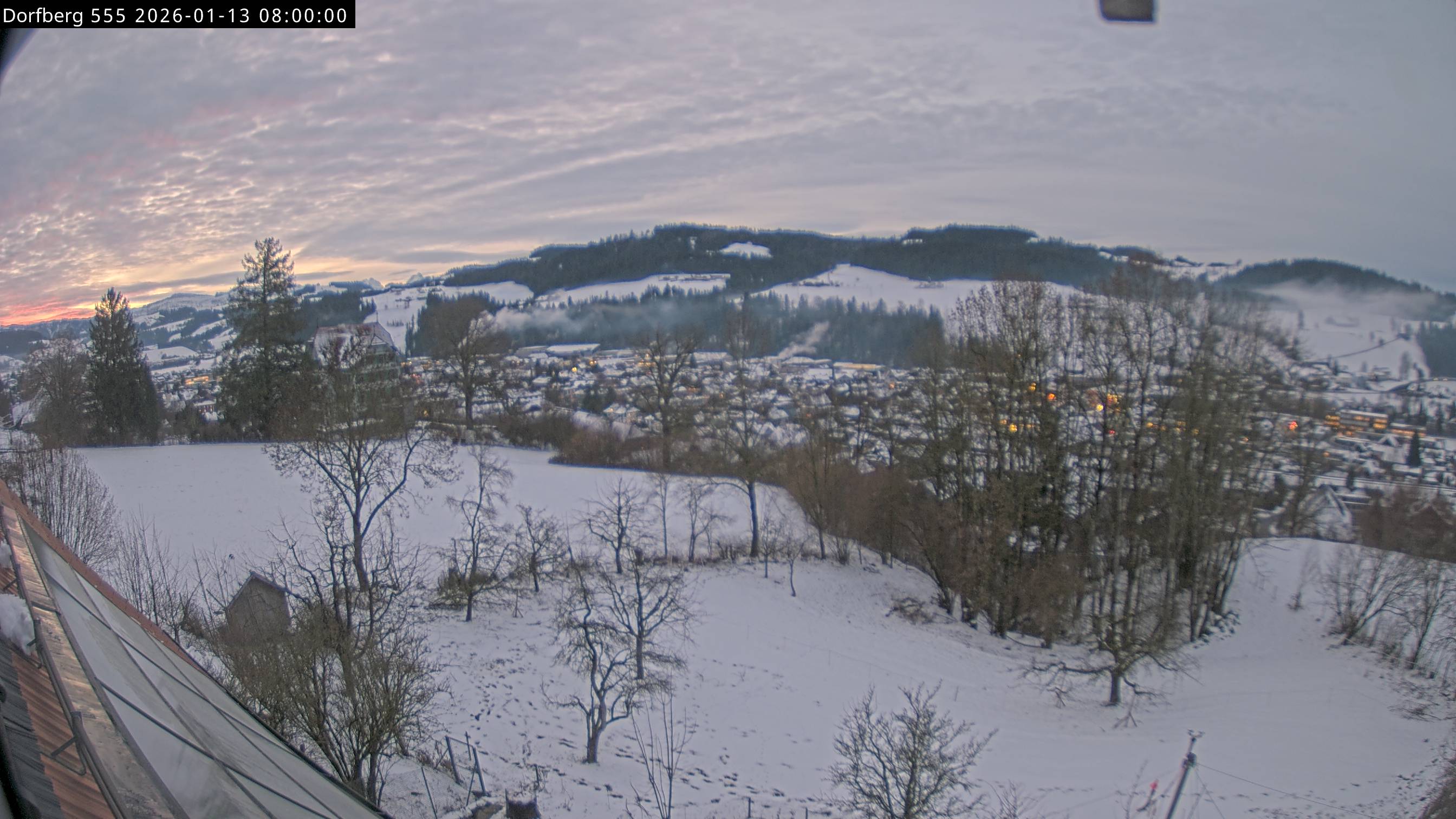 Webcam-Bild: Aussicht vom Dorfberg in Langnau 20260113-080000