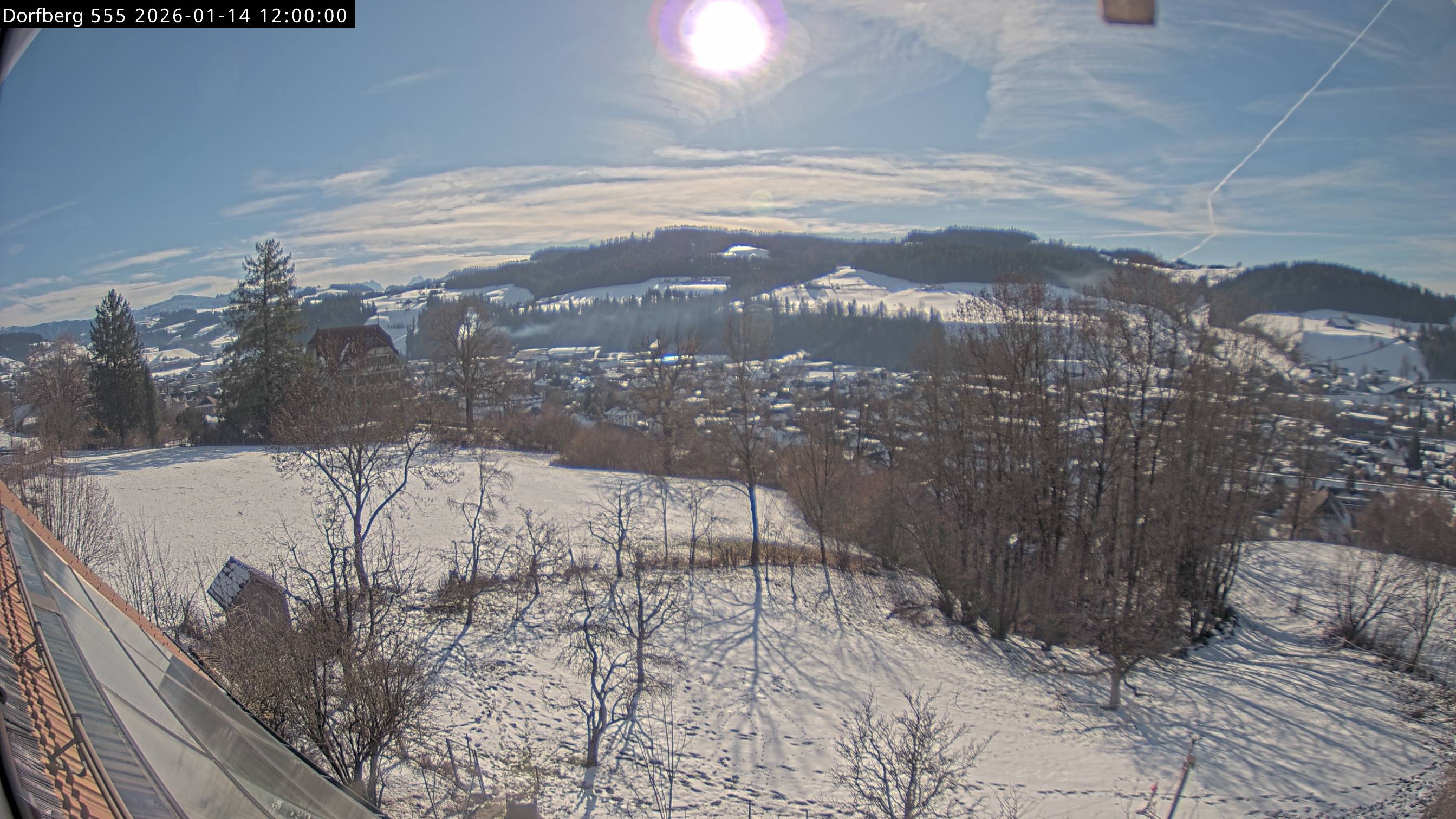 Webcam-Bild: Aussicht vom Dorfberg in Langnau 20260114-120000