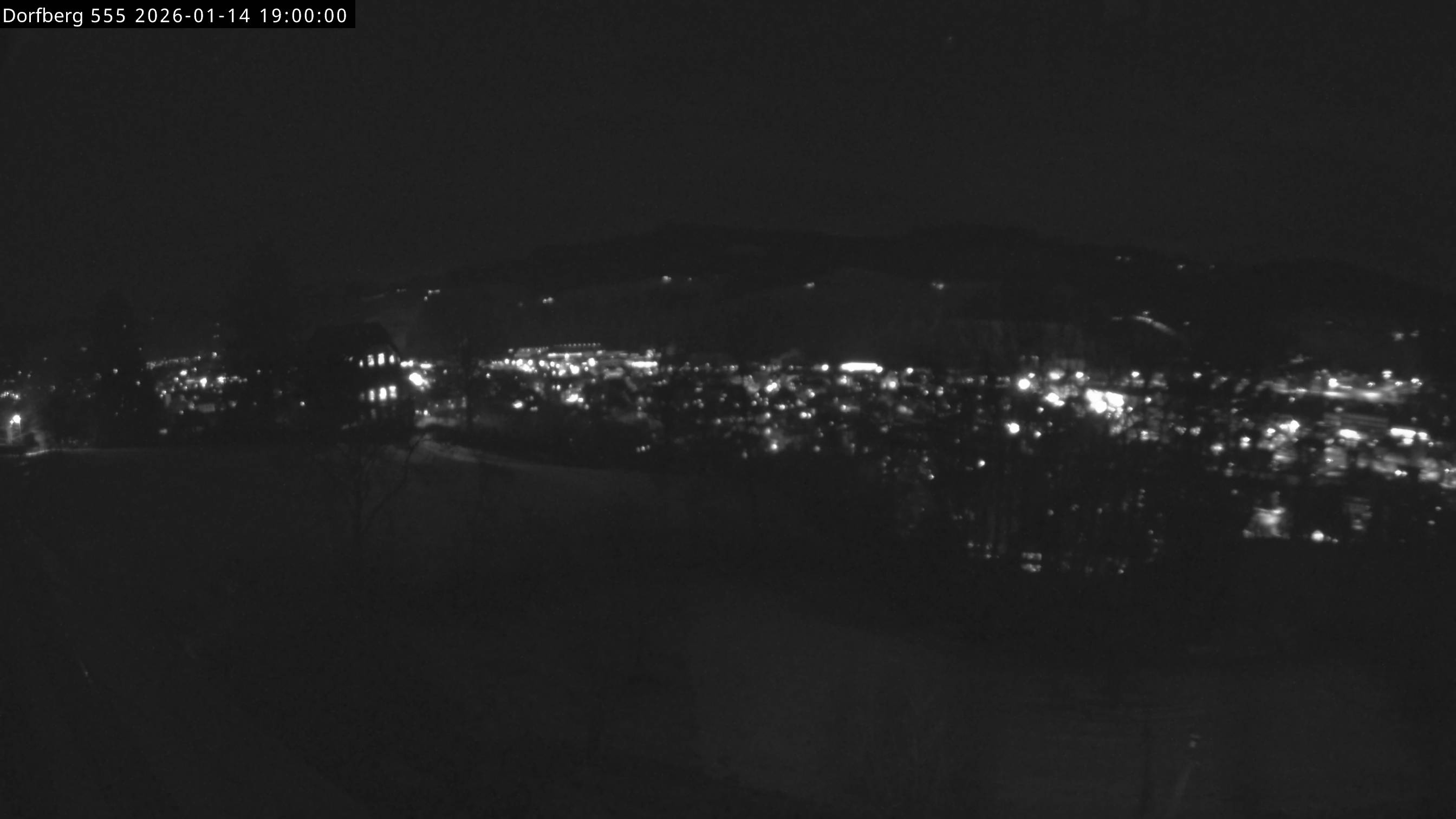 Webcam-Bild: Aussicht vom Dorfberg in Langnau 20260114-190000