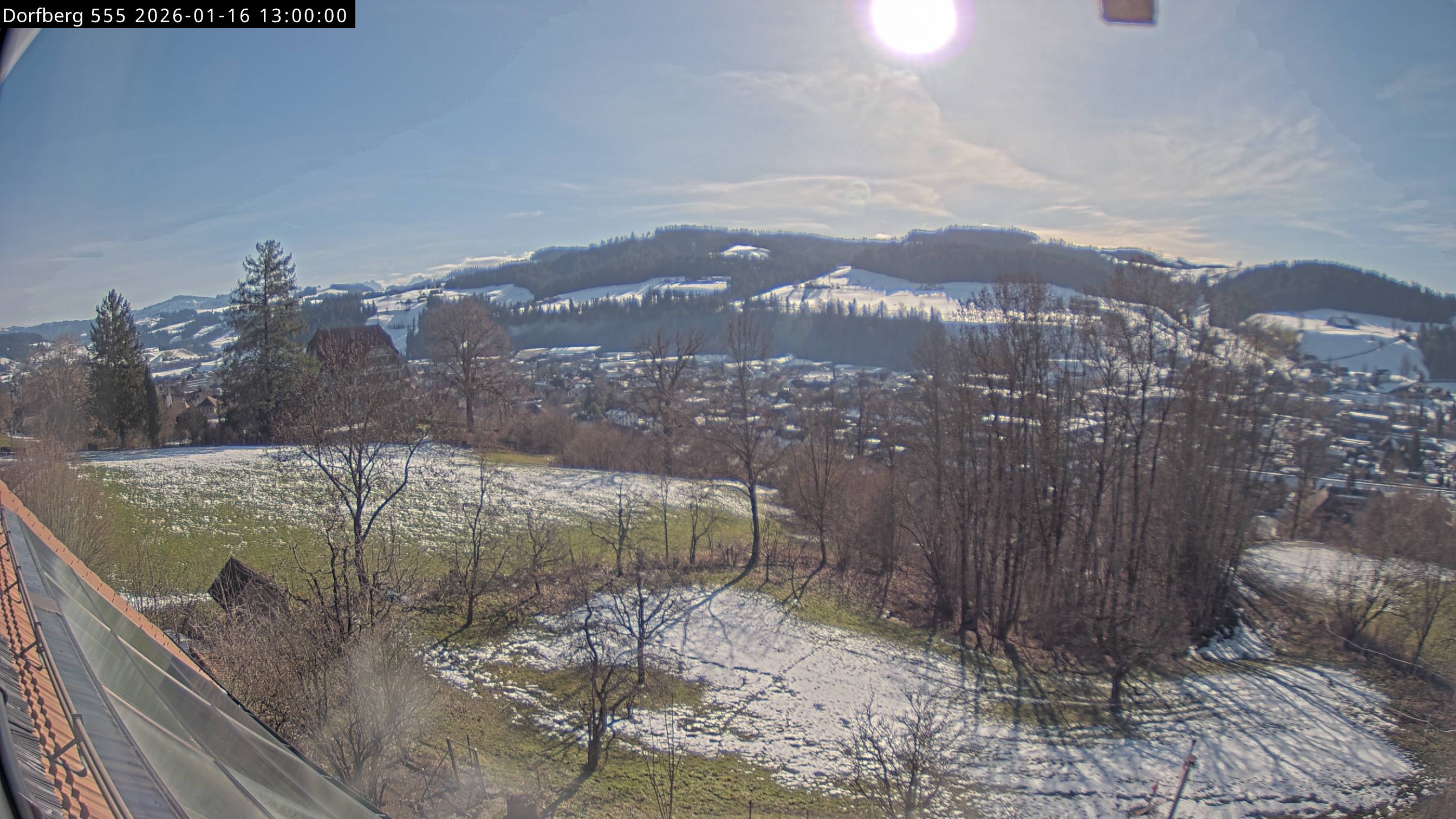 Webcam-Bild: Aussicht vom Dorfberg in Langnau 20260116-130000