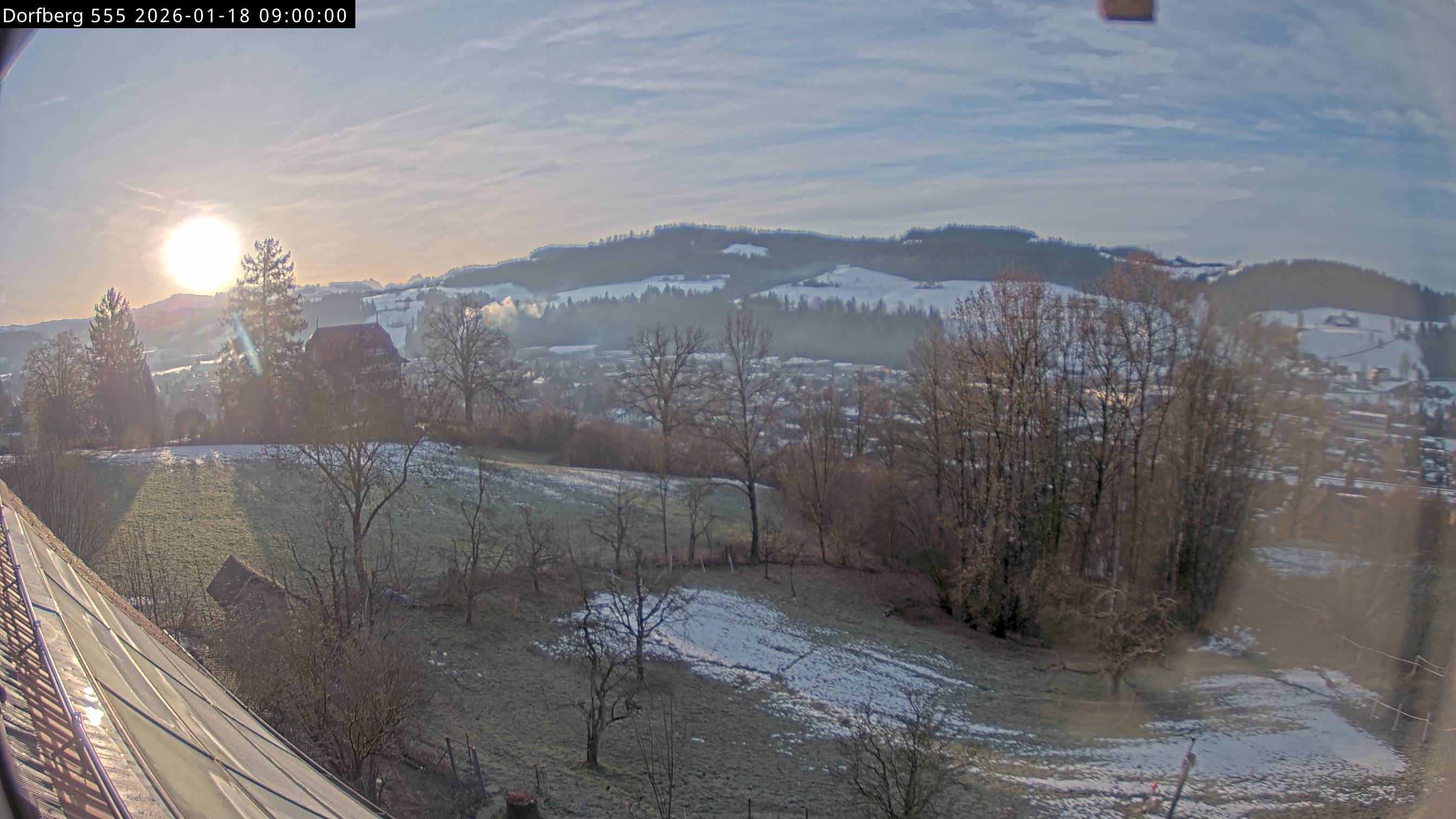 Webcam-Bild: Aussicht vom Dorfberg in Langnau 20260118-090000