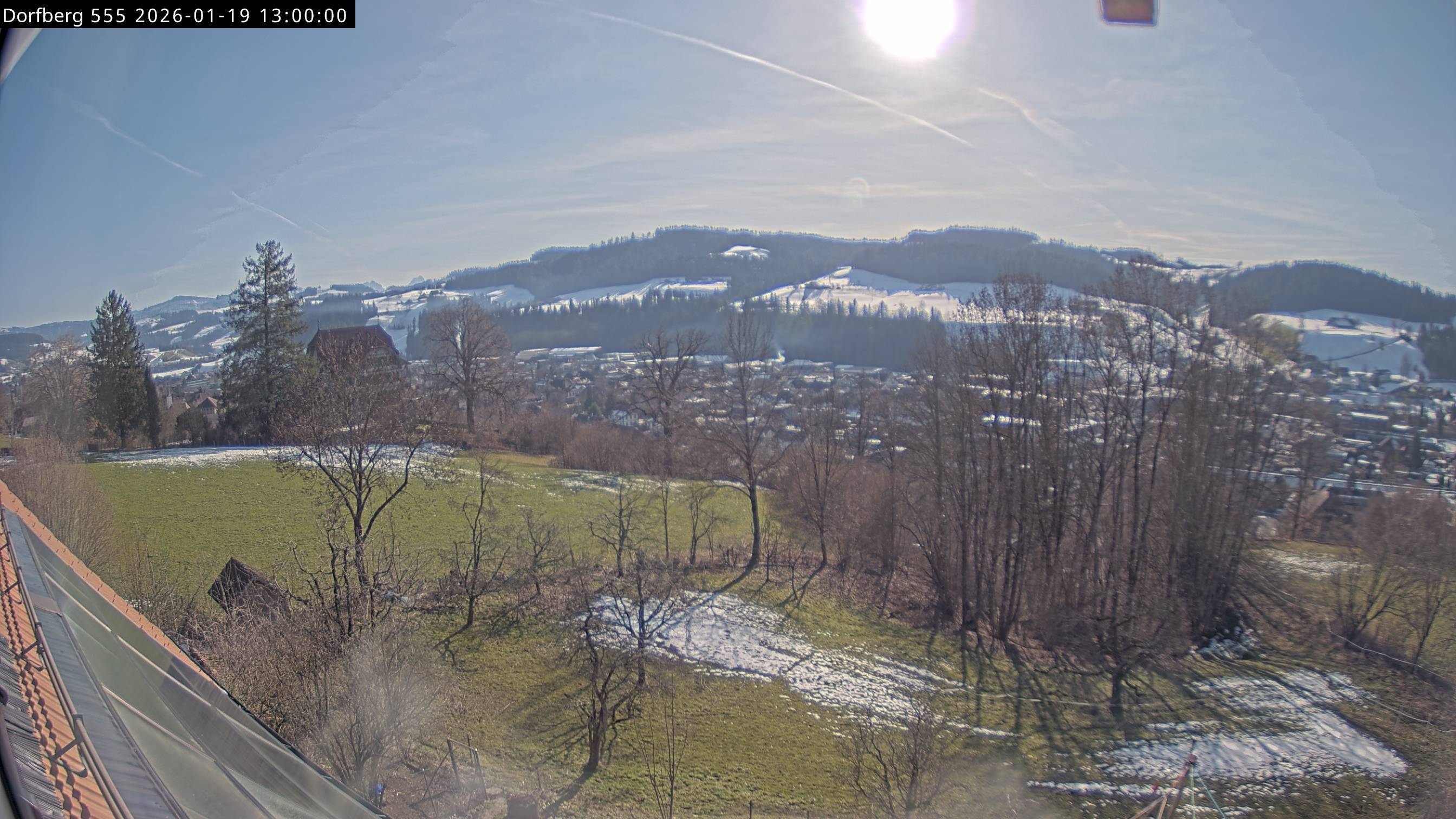Webcam-Bild: Aussicht vom Dorfberg in Langnau 20260119-130000