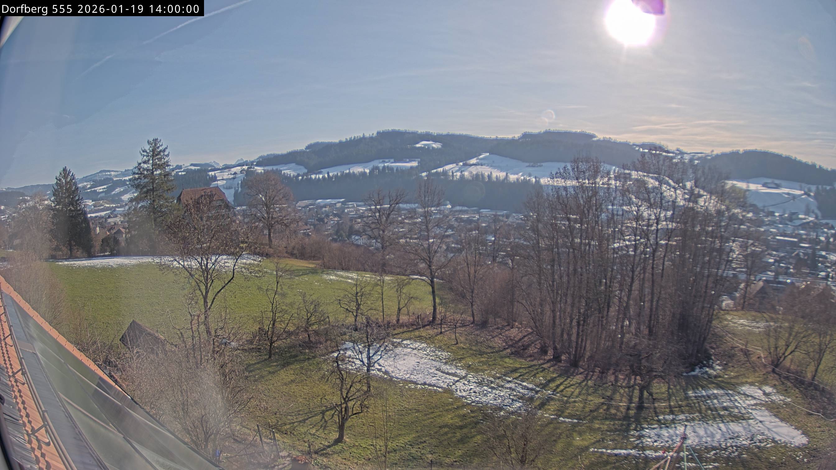 Webcam-Bild: Aussicht vom Dorfberg in Langnau 20260119-140000