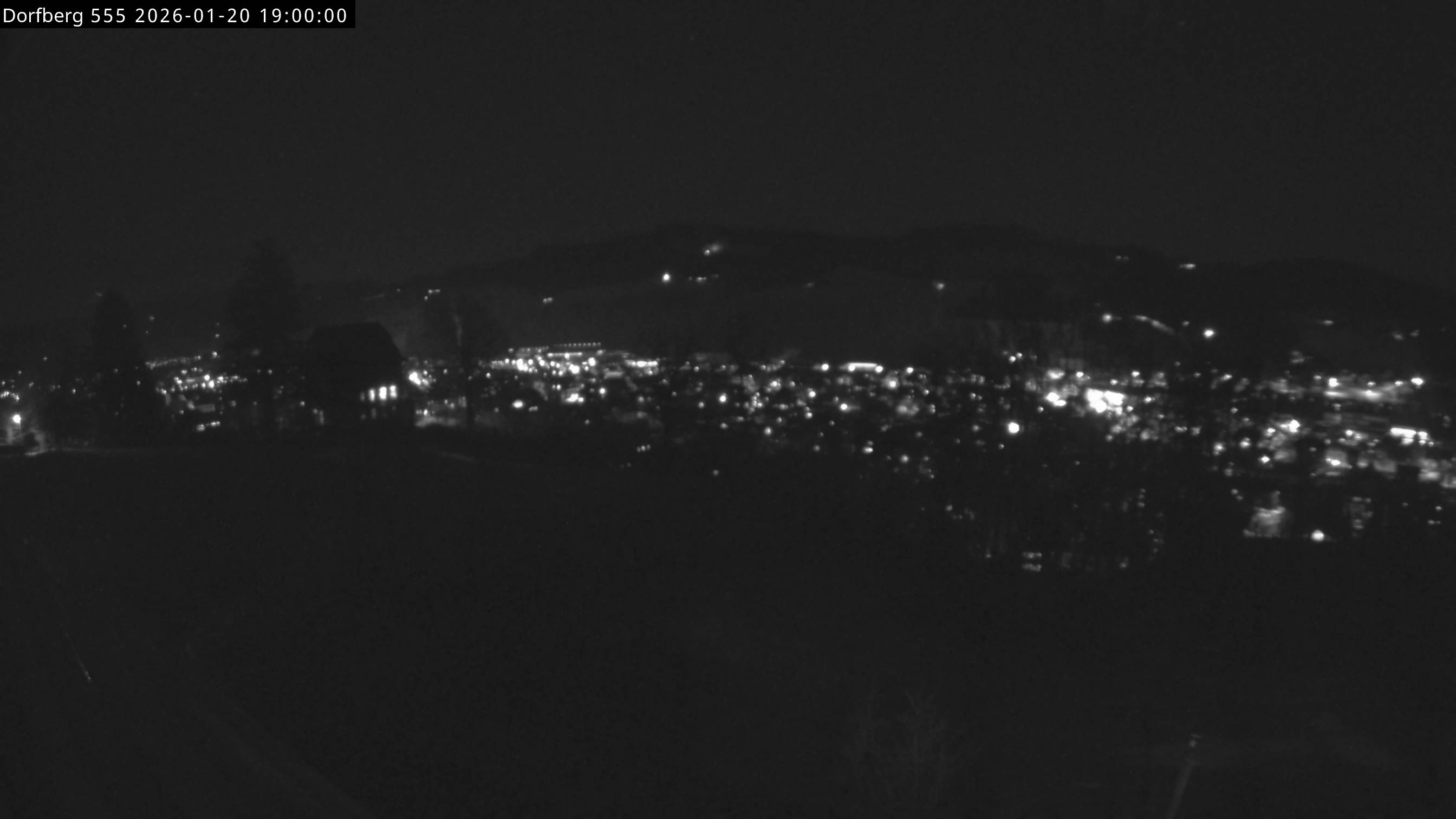 Webcam-Bild: Aussicht vom Dorfberg in Langnau 20260120-190000