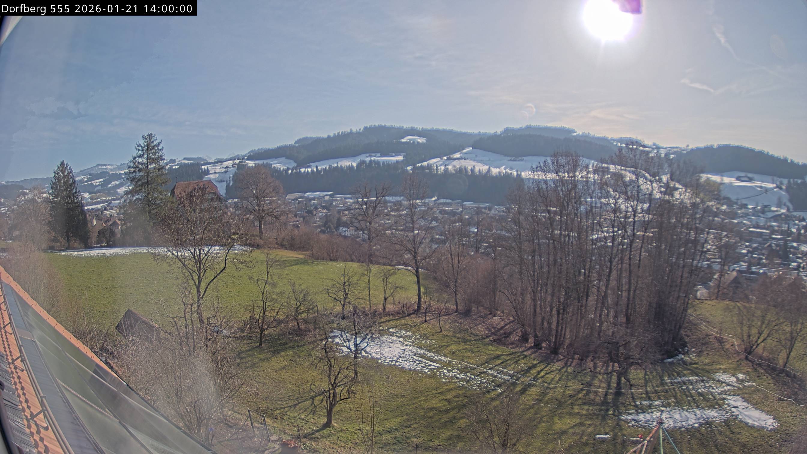 Webcam-Bild: Aussicht vom Dorfberg in Langnau 20260121-140000