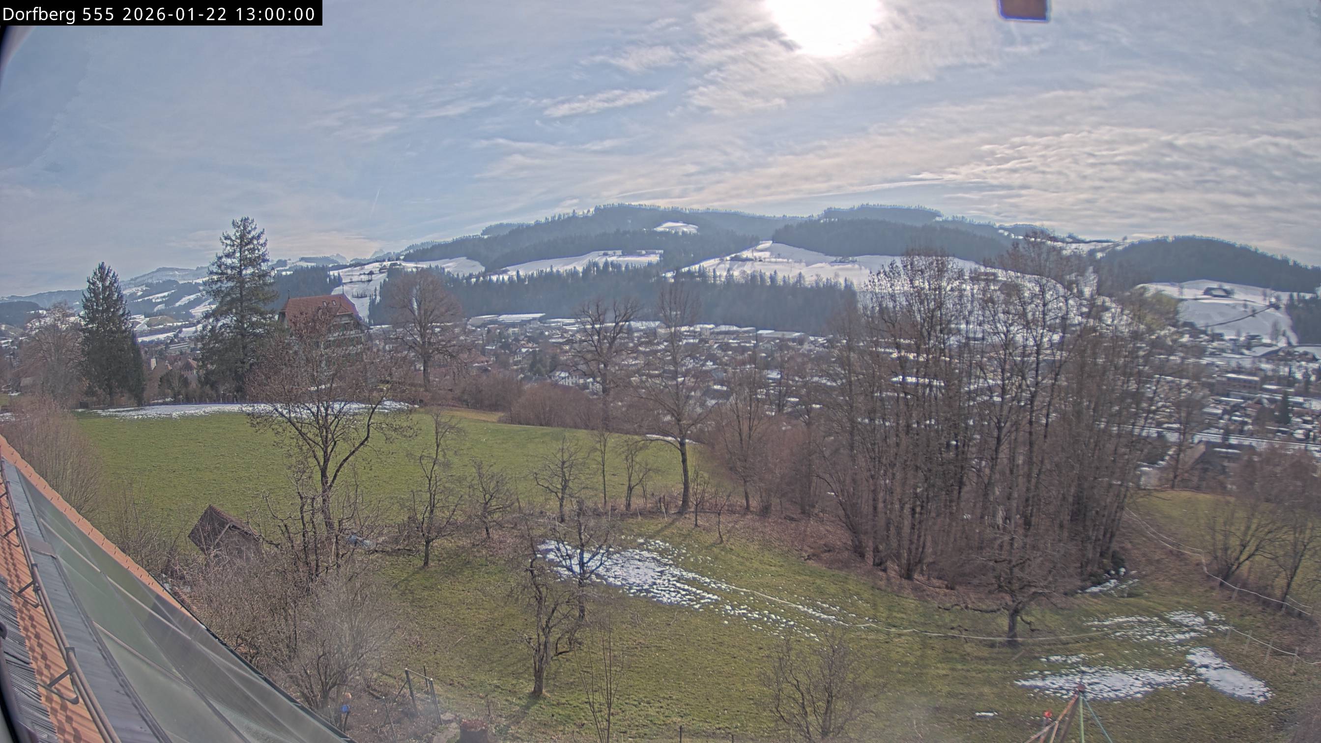 Webcam-Bild: Aussicht vom Dorfberg in Langnau 20260122-130000