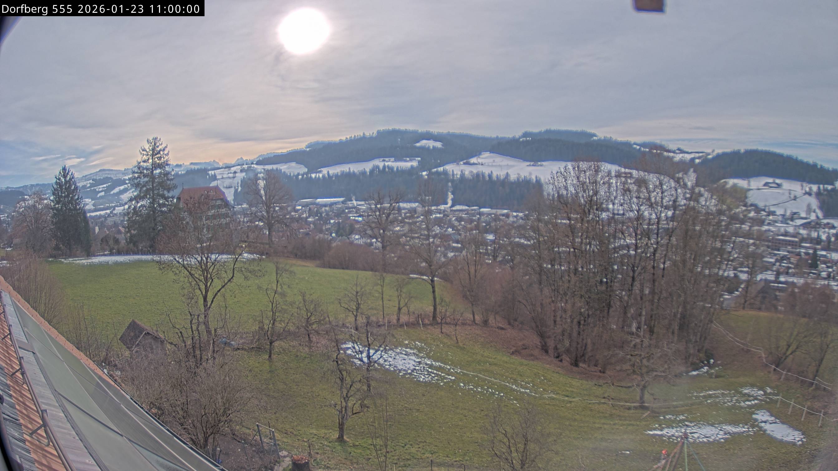 Webcam-Bild: Aussicht vom Dorfberg in Langnau 20260123-110000