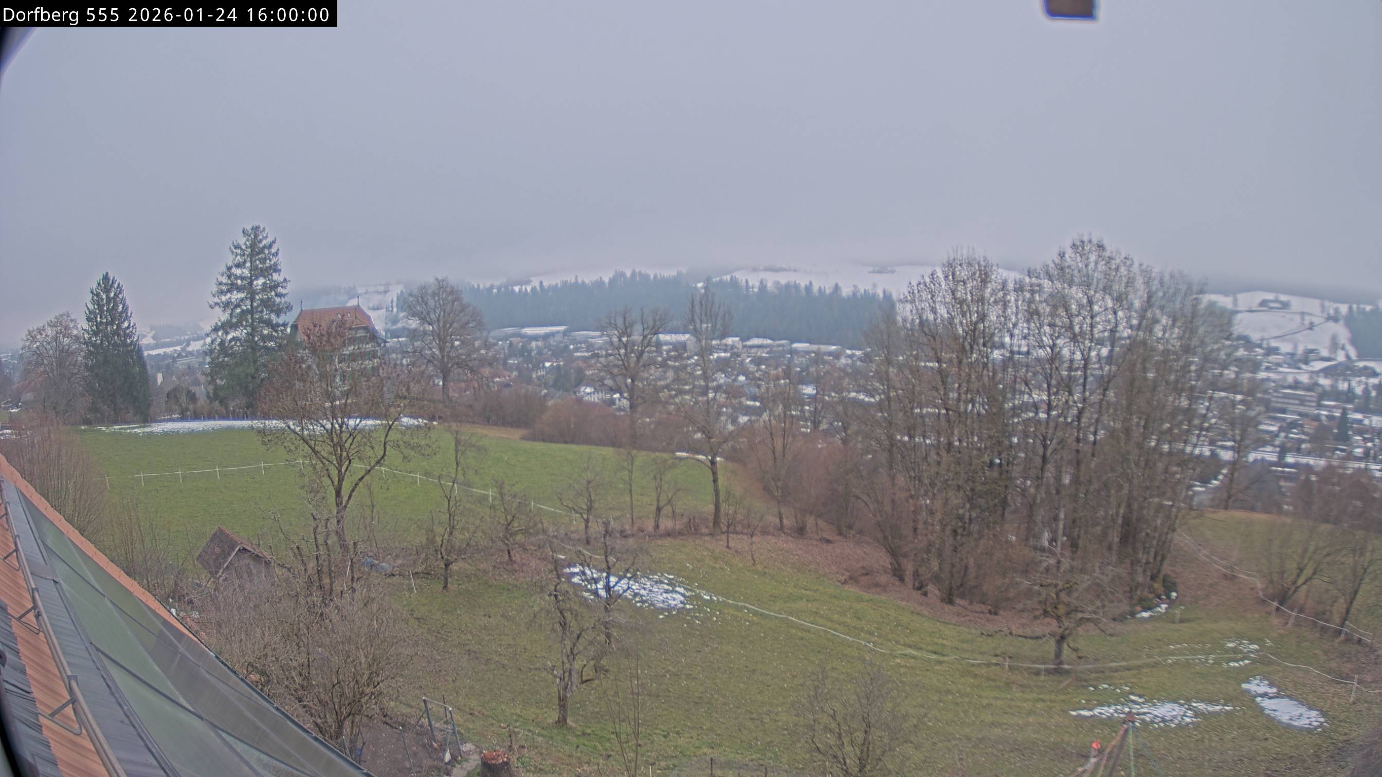 Webcam-Bild: Aussicht vom Dorfberg in Langnau 20260124-160000