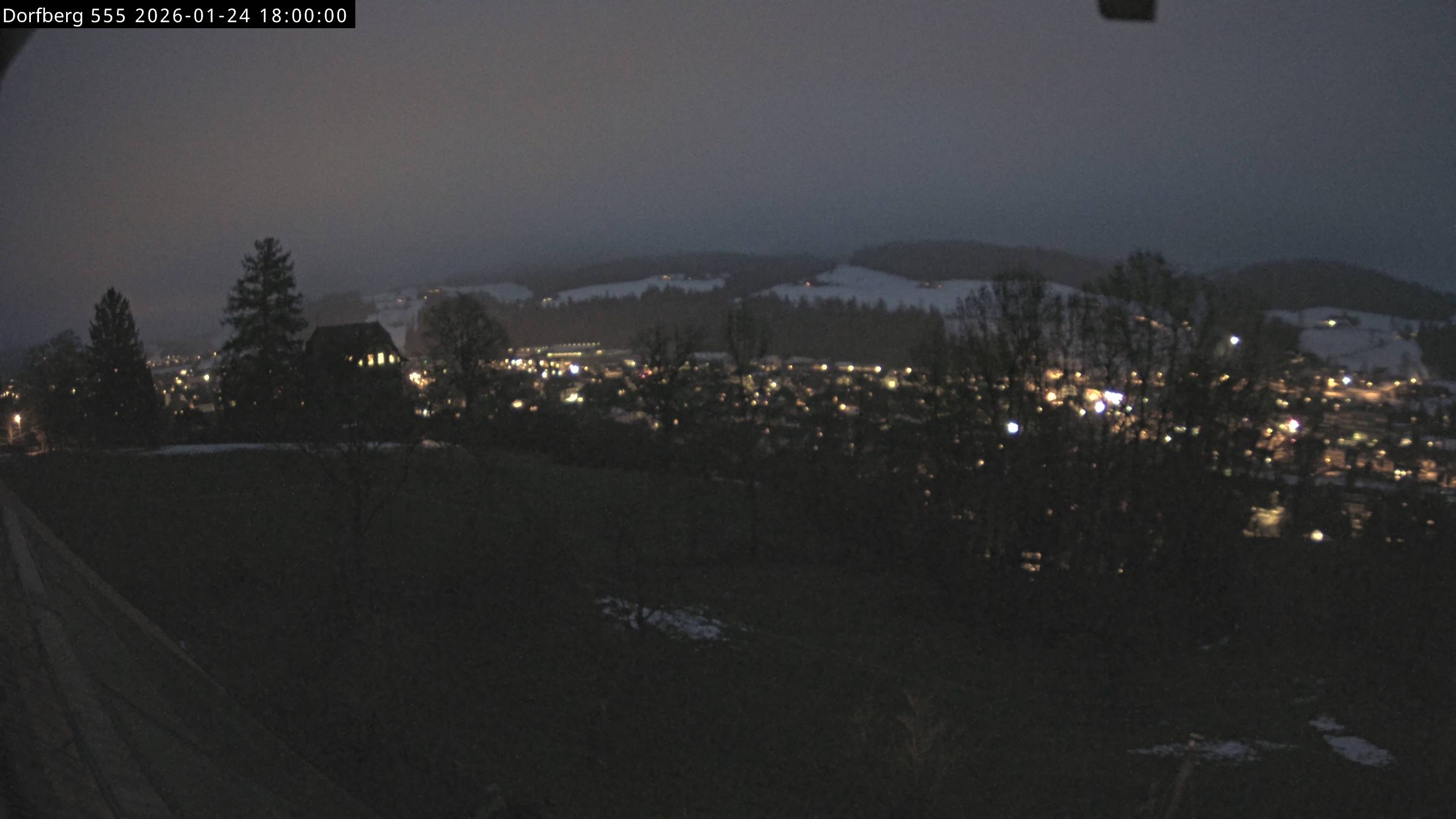 Webcam-Bild: Aussicht vom Dorfberg in Langnau 20260124-180000