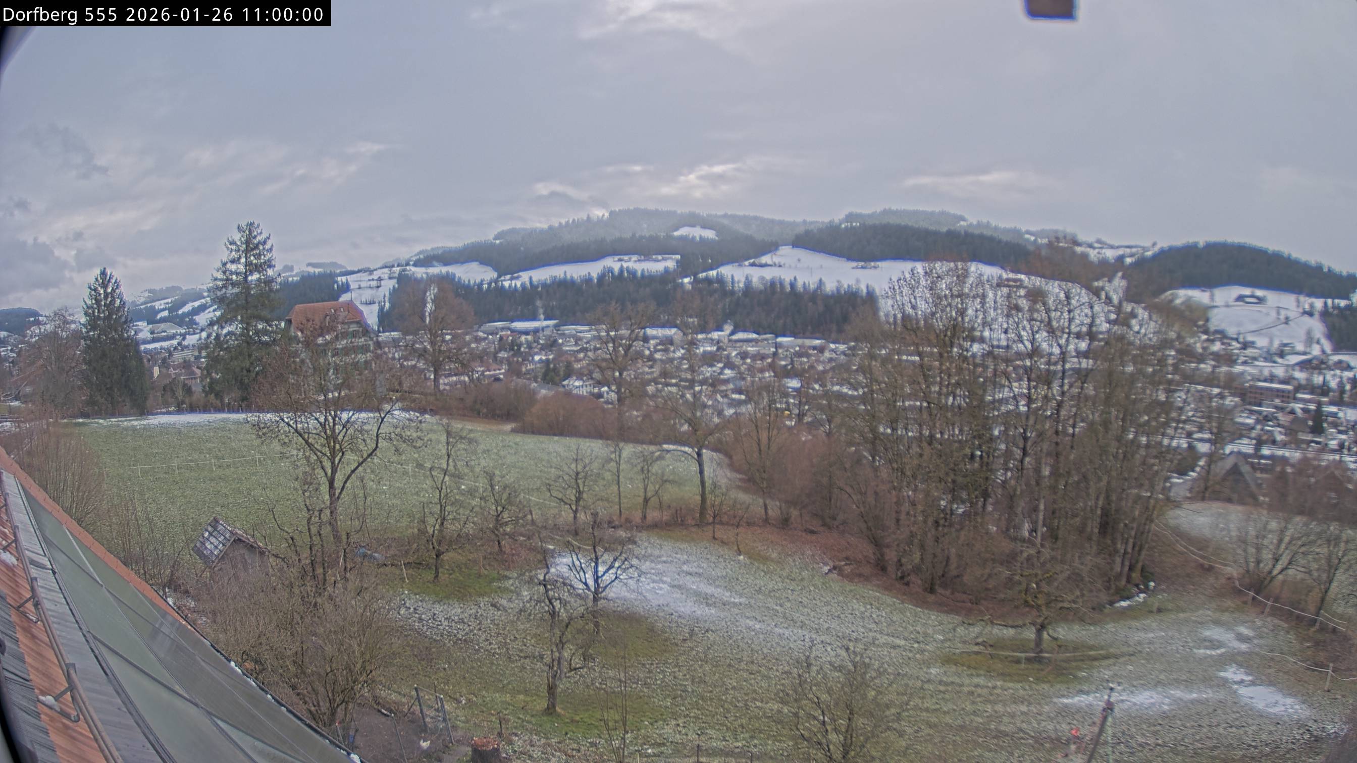 Webcam-Bild: Aussicht vom Dorfberg in Langnau 20260126-110000