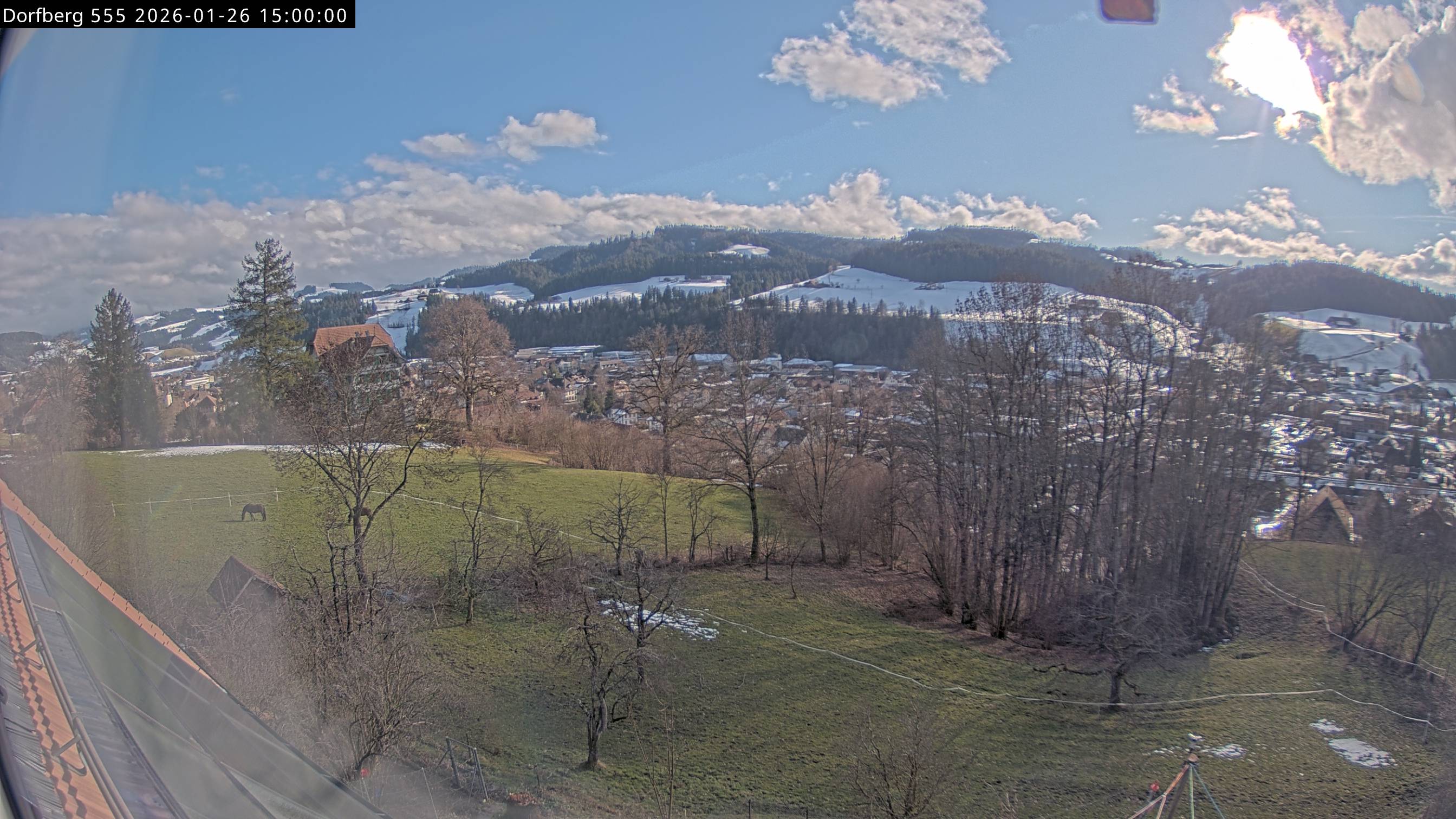Webcam-Bild: Aussicht vom Dorfberg in Langnau 20260126-150000