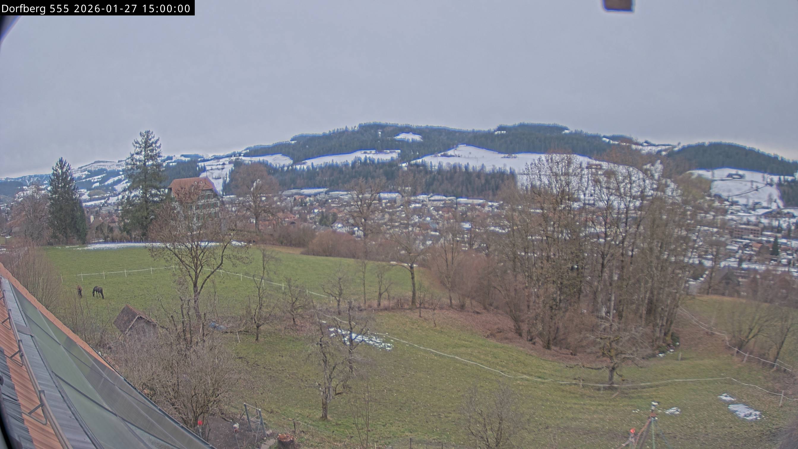 Webcam-Bild: Aussicht vom Dorfberg in Langnau 20260127-150000