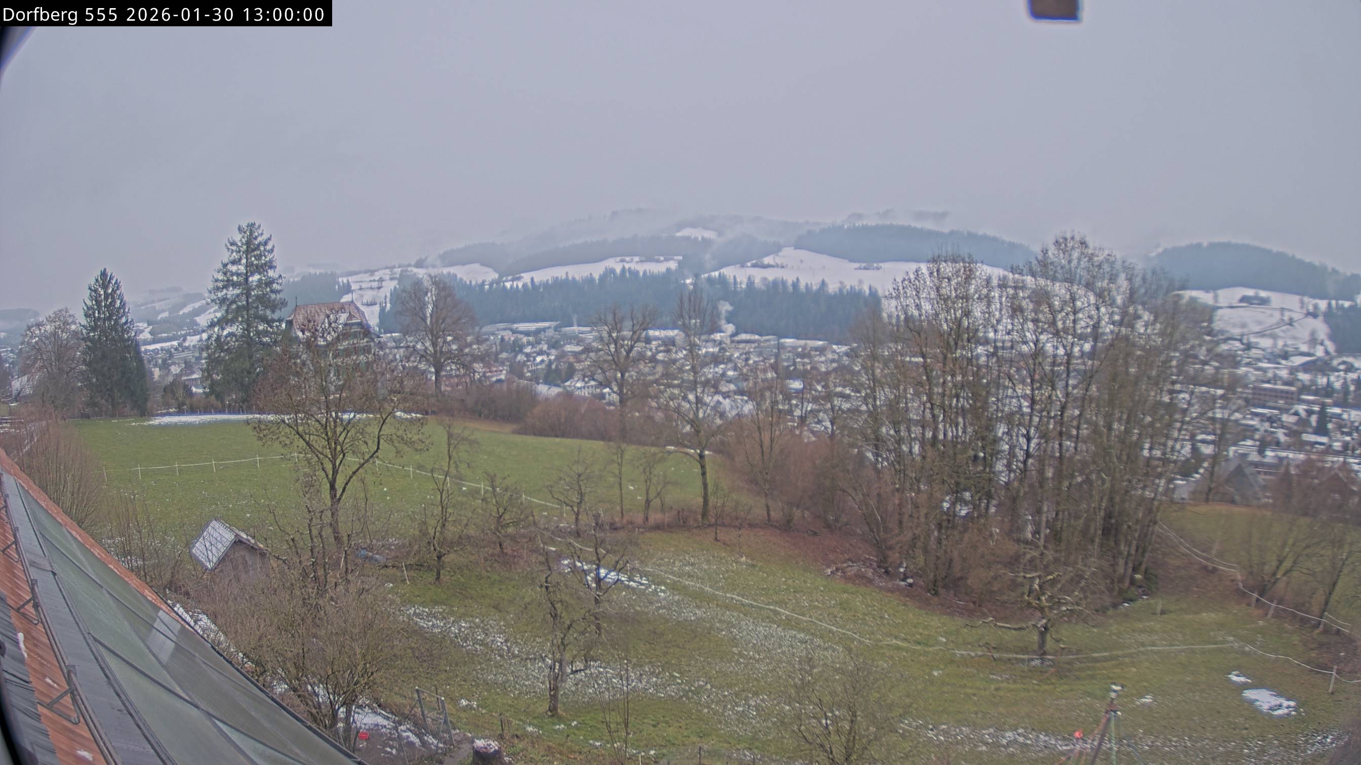 Webcam-Bild: Aussicht vom Dorfberg in Langnau 20260130-130000