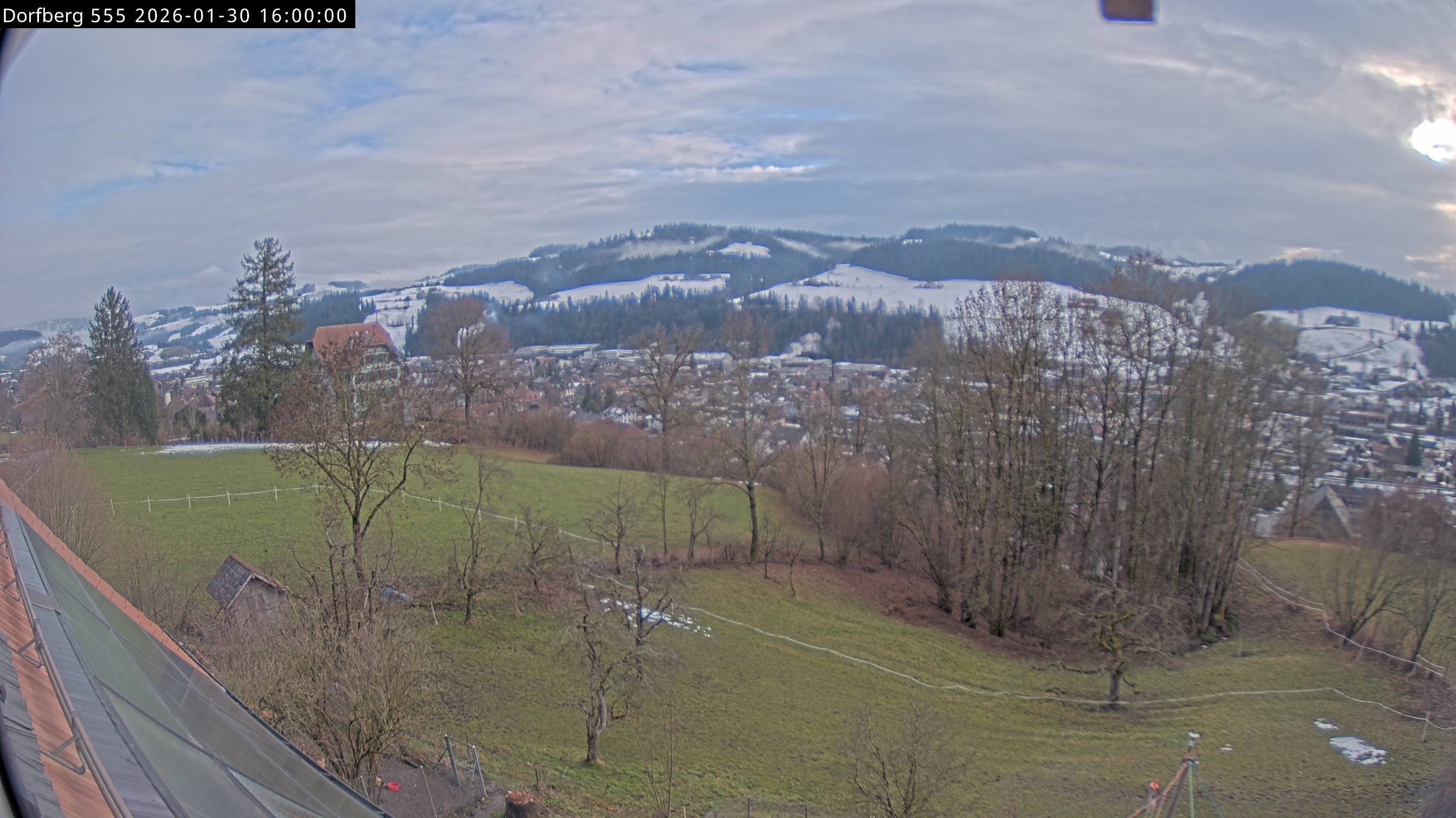 Webcam-Bild: Aussicht vom Dorfberg in Langnau 20260130-160000