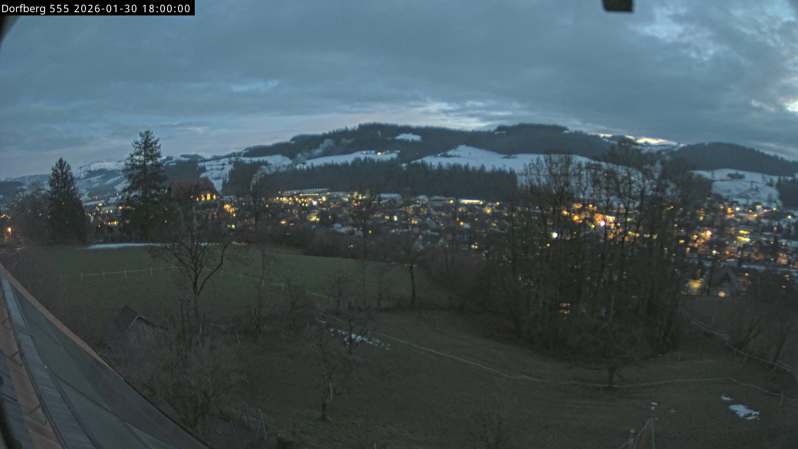 Webcam-Bild: Aussicht vom Dorfberg in Langnau 20260130-180000