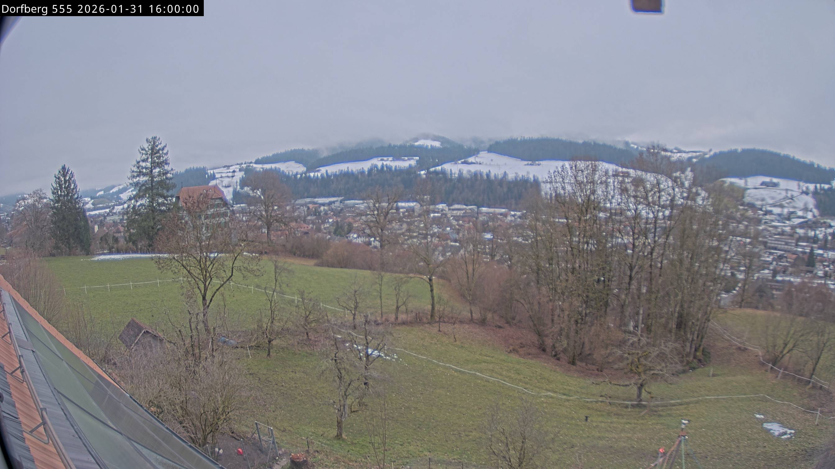 Webcam-Bild: Aussicht vom Dorfberg in Langnau 20260131-160000