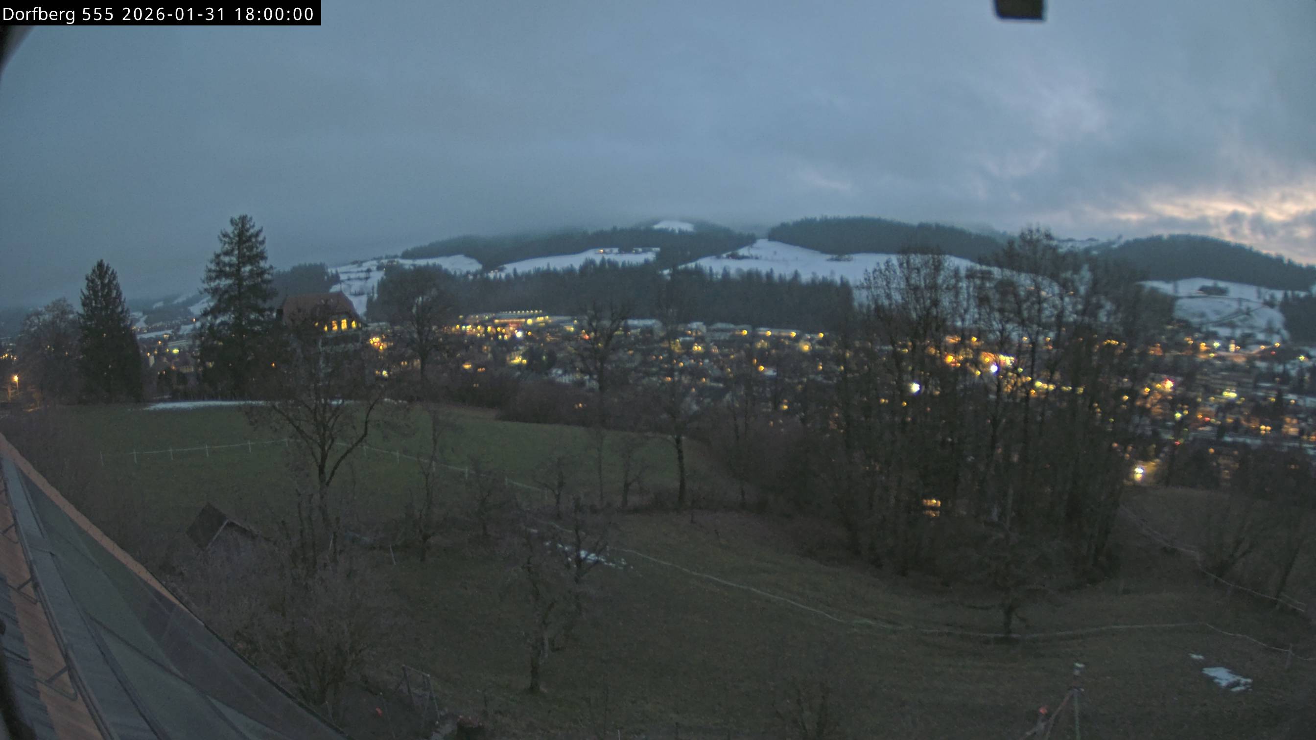 Webcam-Bild: Aussicht vom Dorfberg in Langnau 20260131-180000