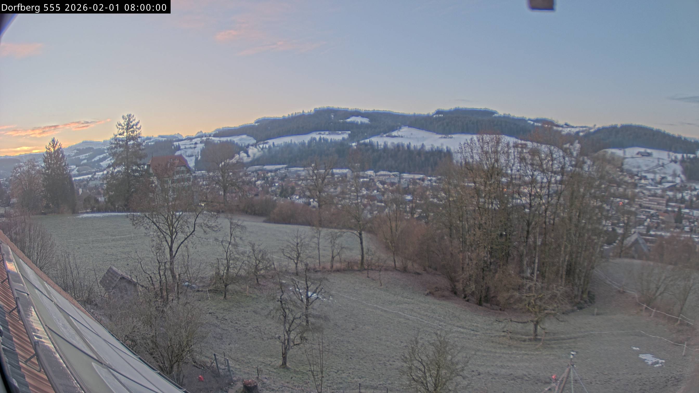 Webcam-Bild: Aussicht vom Dorfberg in Langnau 20260201-080000