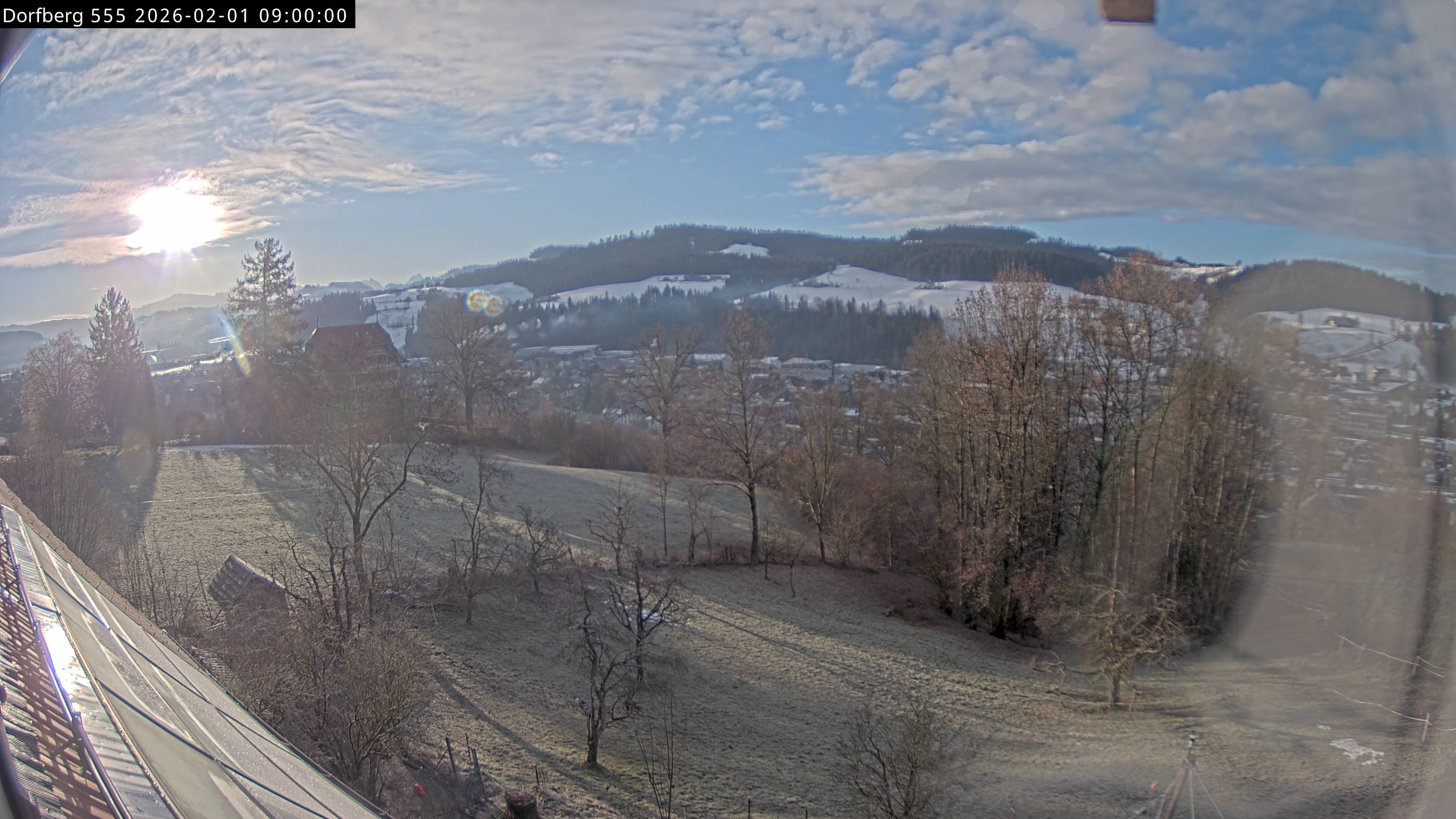 Webcam-Bild: Aussicht vom Dorfberg in Langnau 20260201-090000