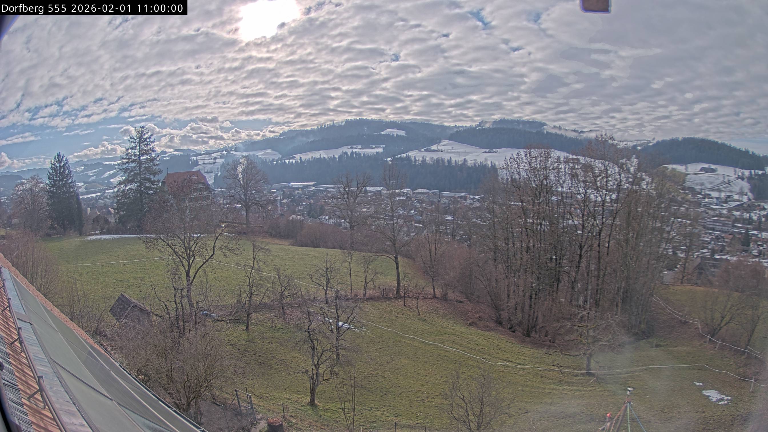Webcam-Bild: Aussicht vom Dorfberg in Langnau 20260201-110000
