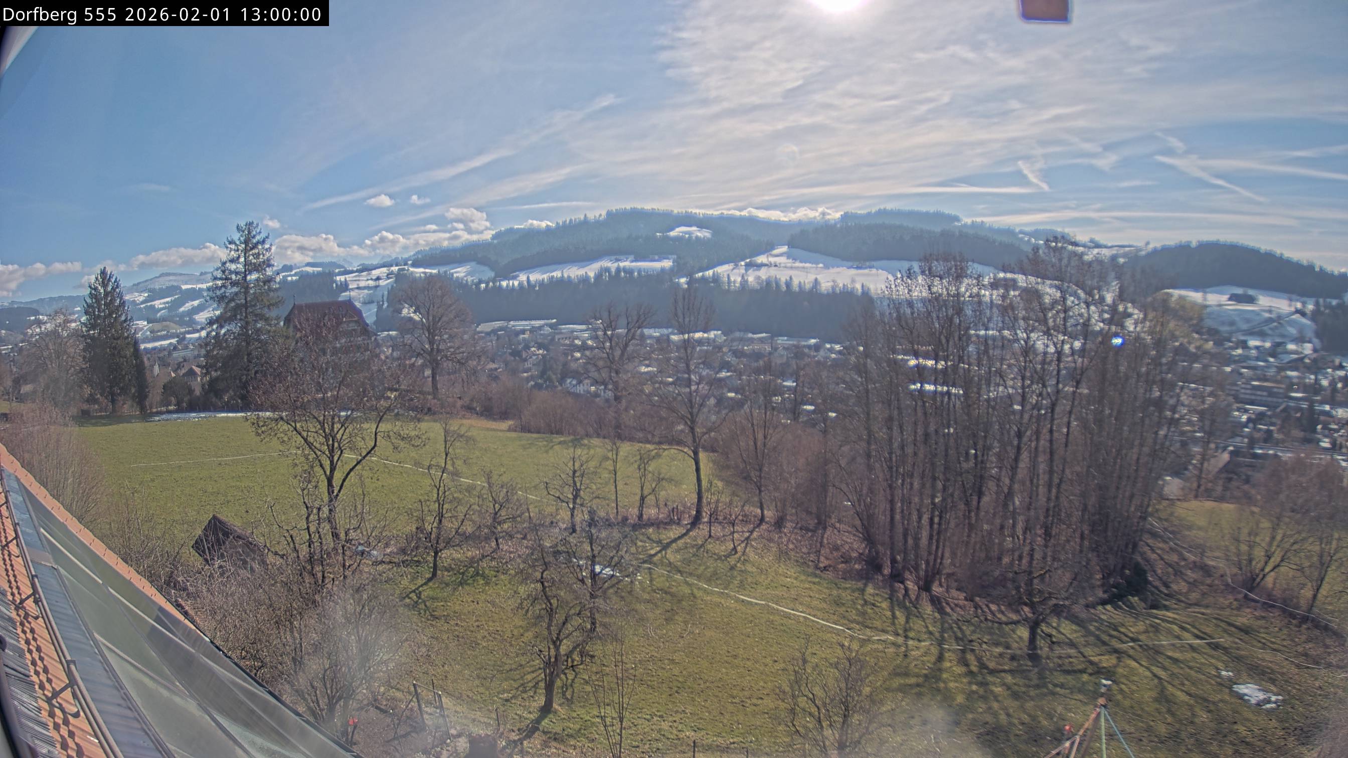 Webcam-Bild: Aussicht vom Dorfberg in Langnau 20260201-130000
