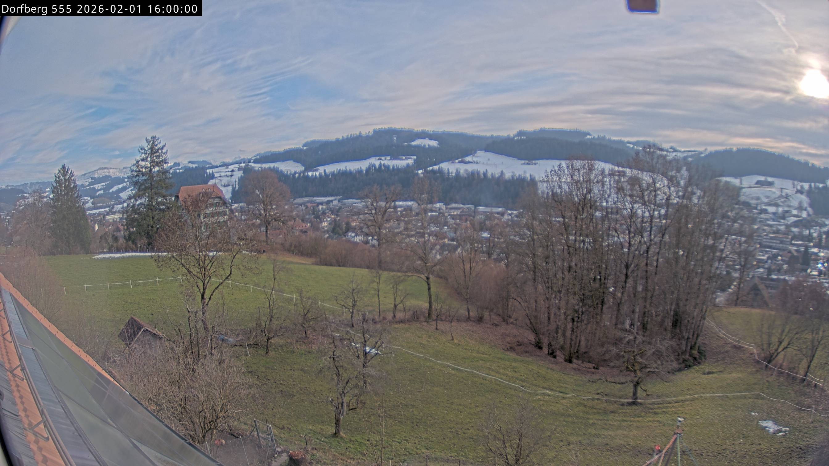 Webcam-Bild: Aussicht vom Dorfberg in Langnau 20260201-160000