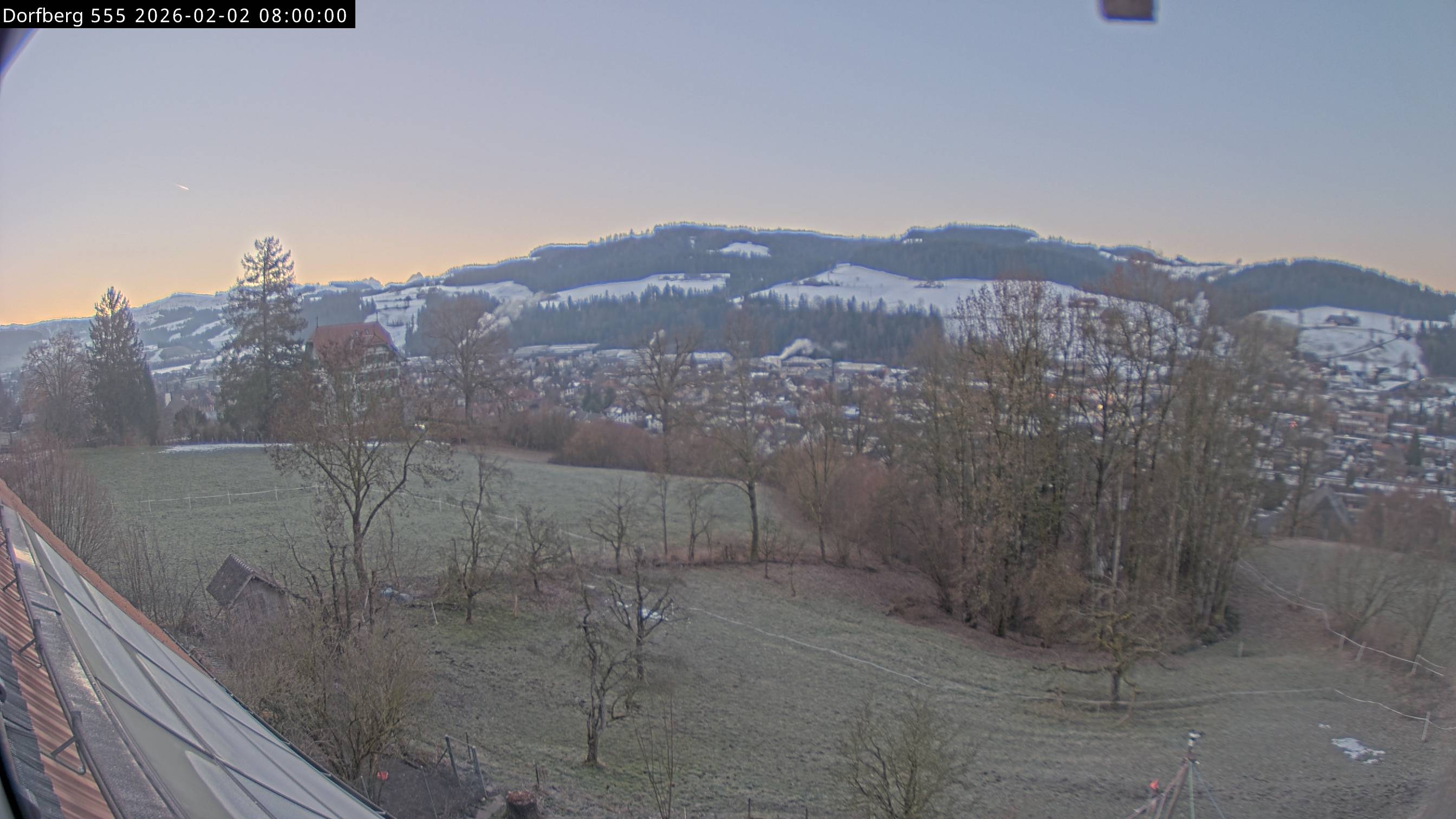 Webcam-Bild: Aussicht vom Dorfberg in Langnau 20260202-080000