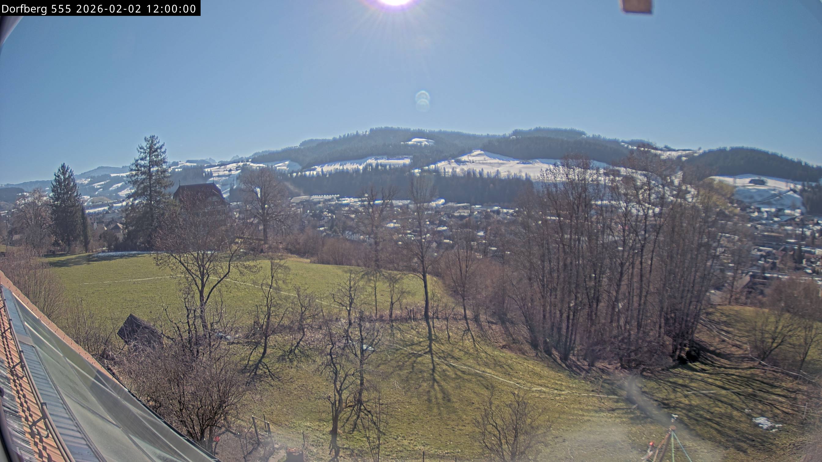 Webcam-Bild: Aussicht vom Dorfberg in Langnau 20260202-120000