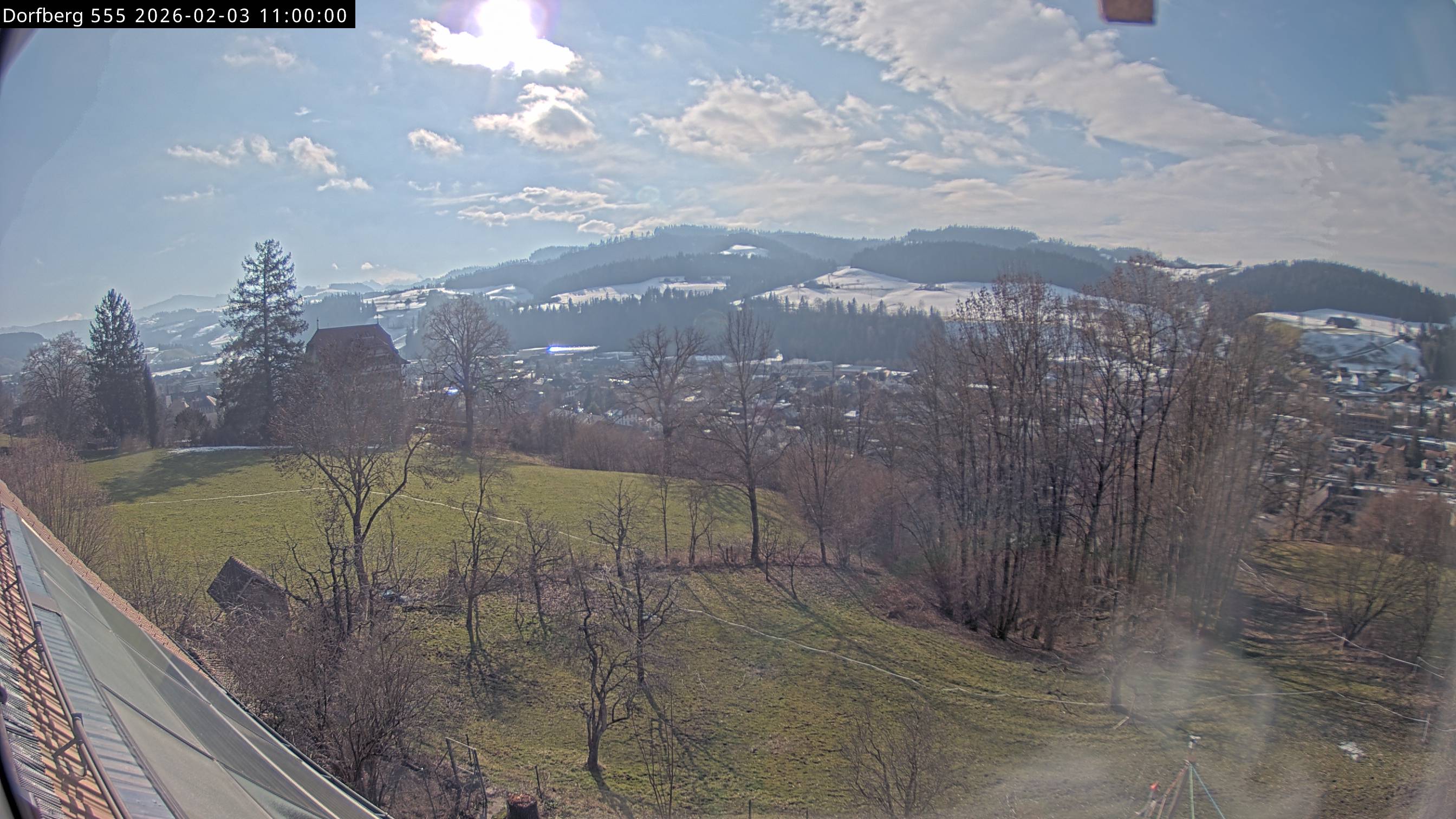 Webcam-Bild: Aussicht vom Dorfberg in Langnau 20260203-110000