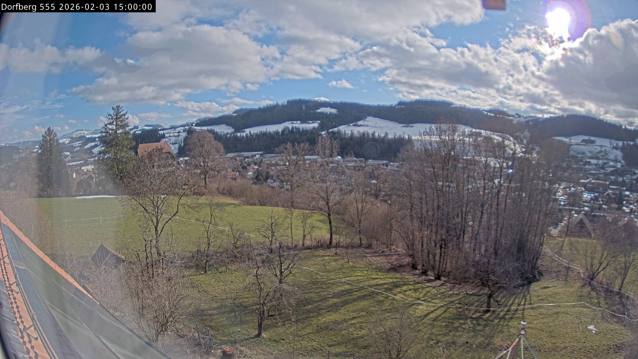 Webcam-Bild: Aussicht vom Dorfberg in Langnau 20260203-150000