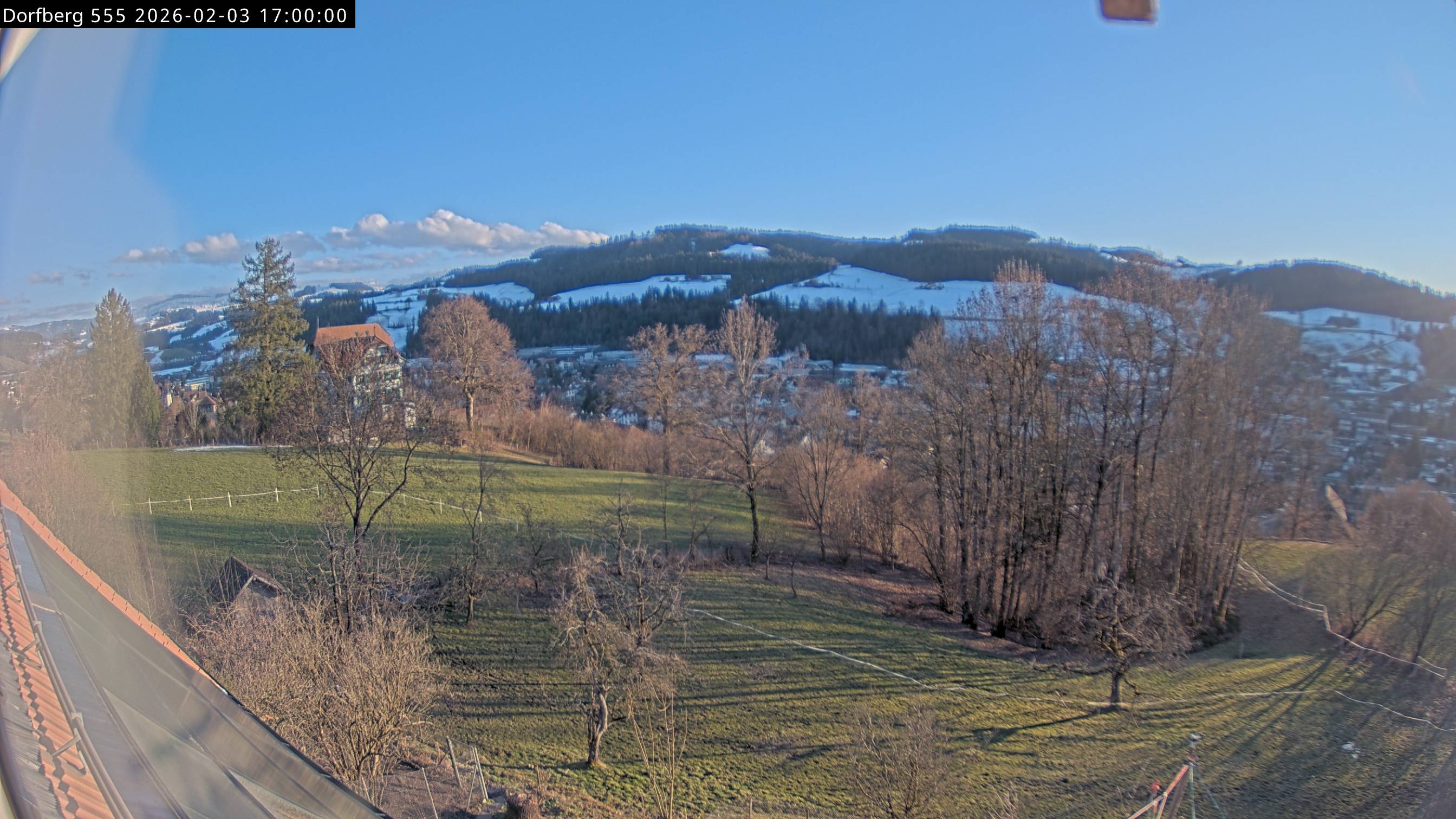 Webcam-Bild: Aussicht vom Dorfberg in Langnau 20260203-170000