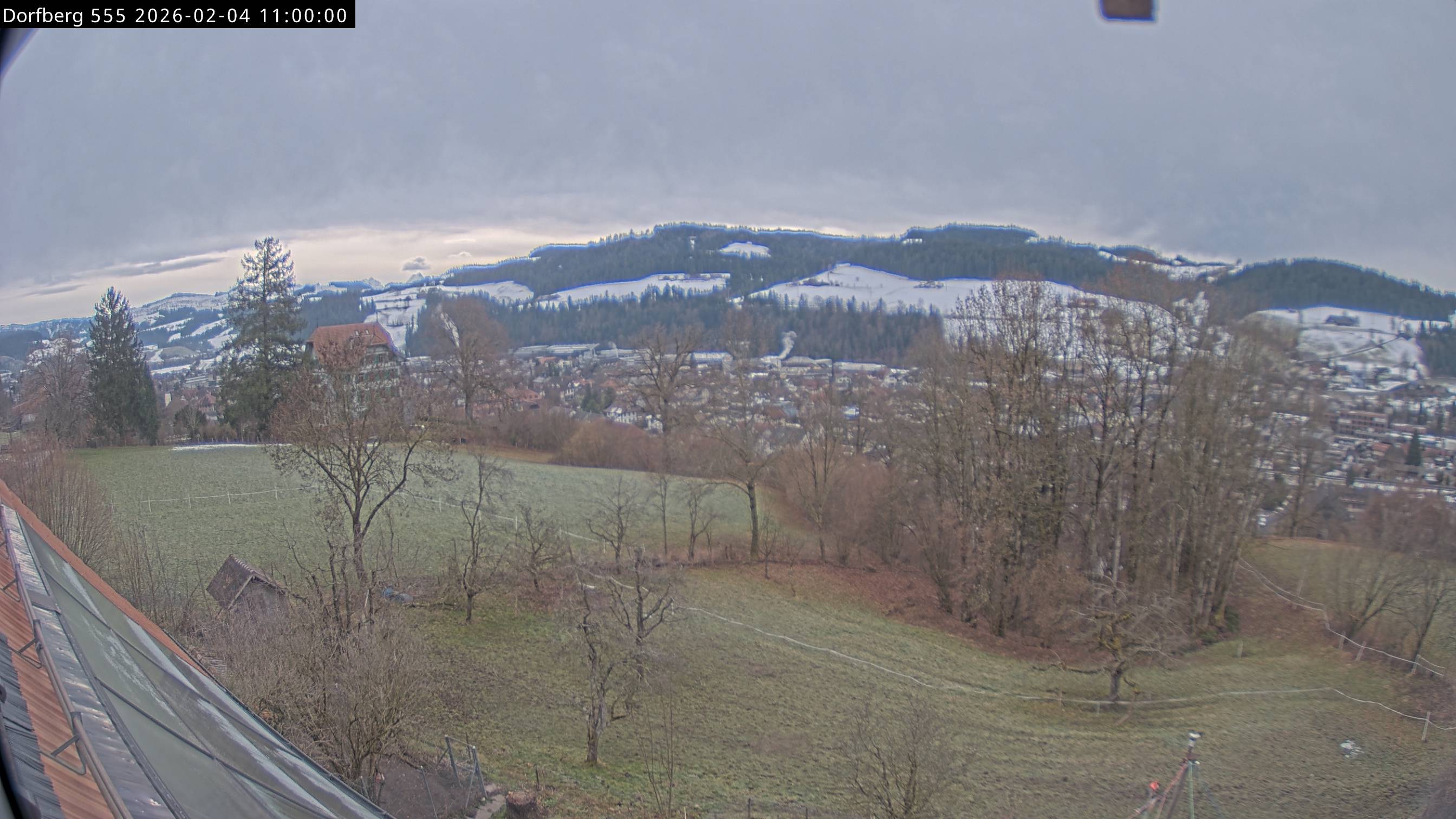 Webcam-Bild: Aussicht vom Dorfberg in Langnau 20260204-110000