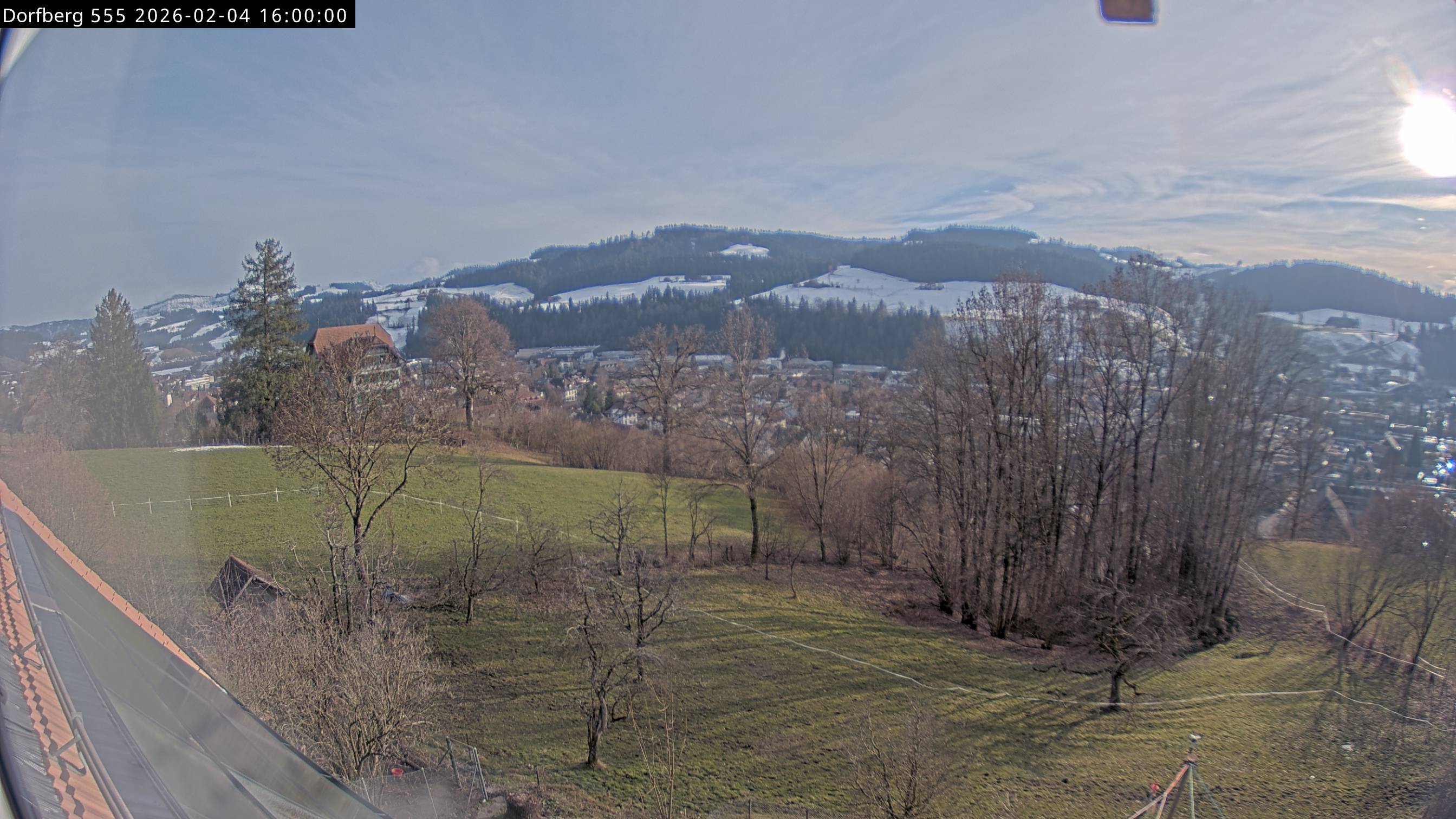 Webcam-Bild: Aussicht vom Dorfberg in Langnau 20260204-160000