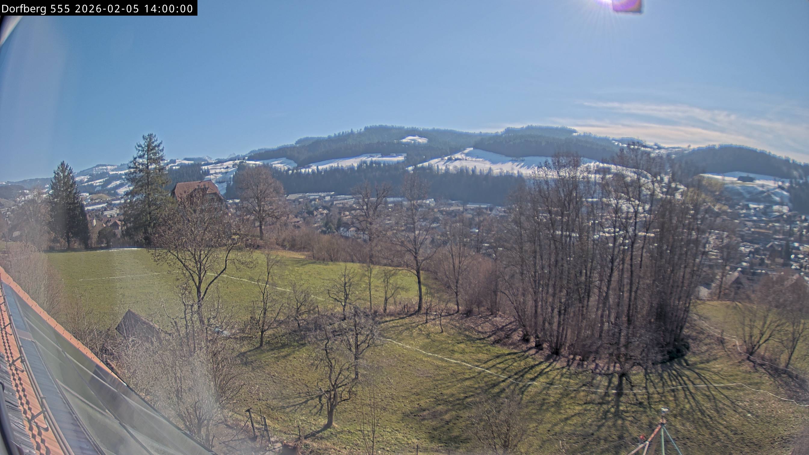 Webcam-Bild: Aussicht vom Dorfberg in Langnau 20260205-140000