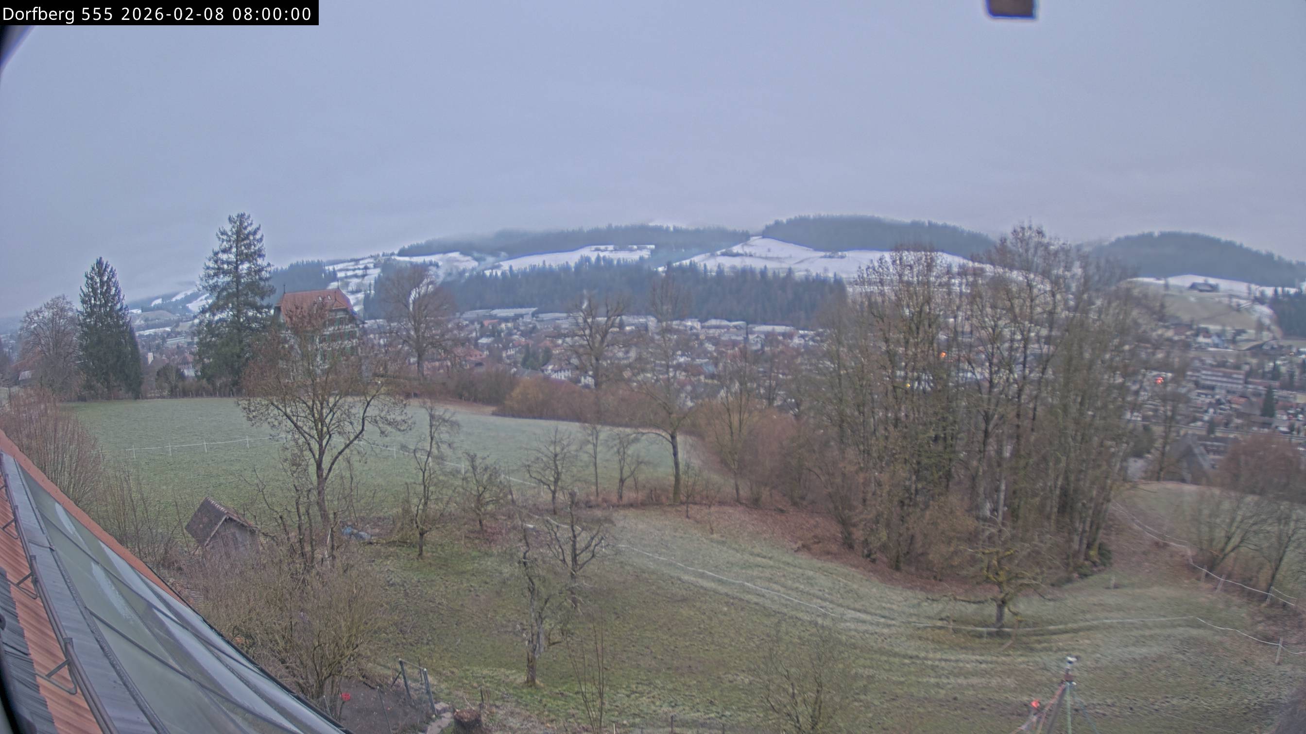 Webcam-Bild: Aussicht vom Dorfberg in Langnau 20260208-080000