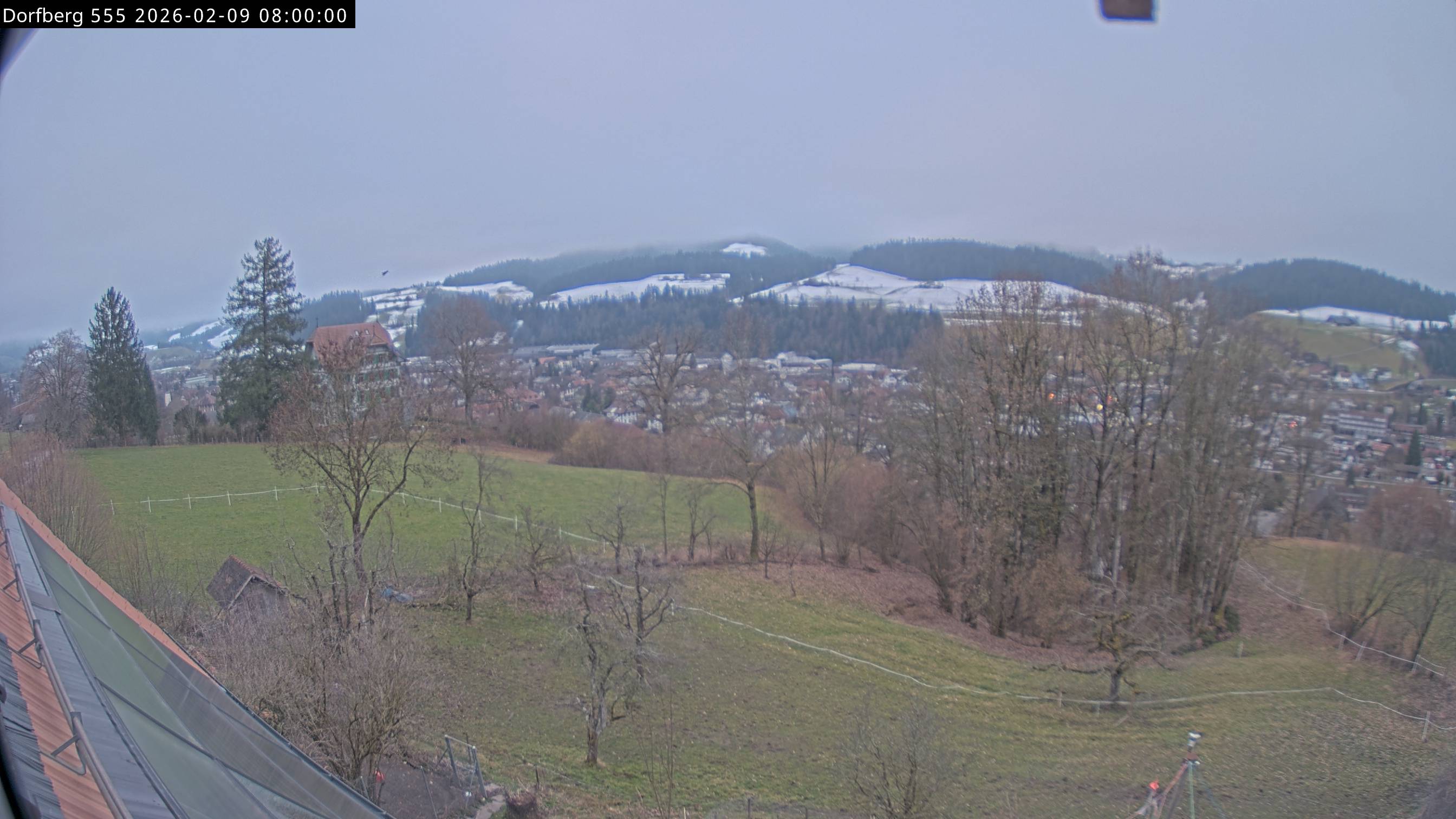 Webcam-Bild: Aussicht vom Dorfberg in Langnau 20260209-080000