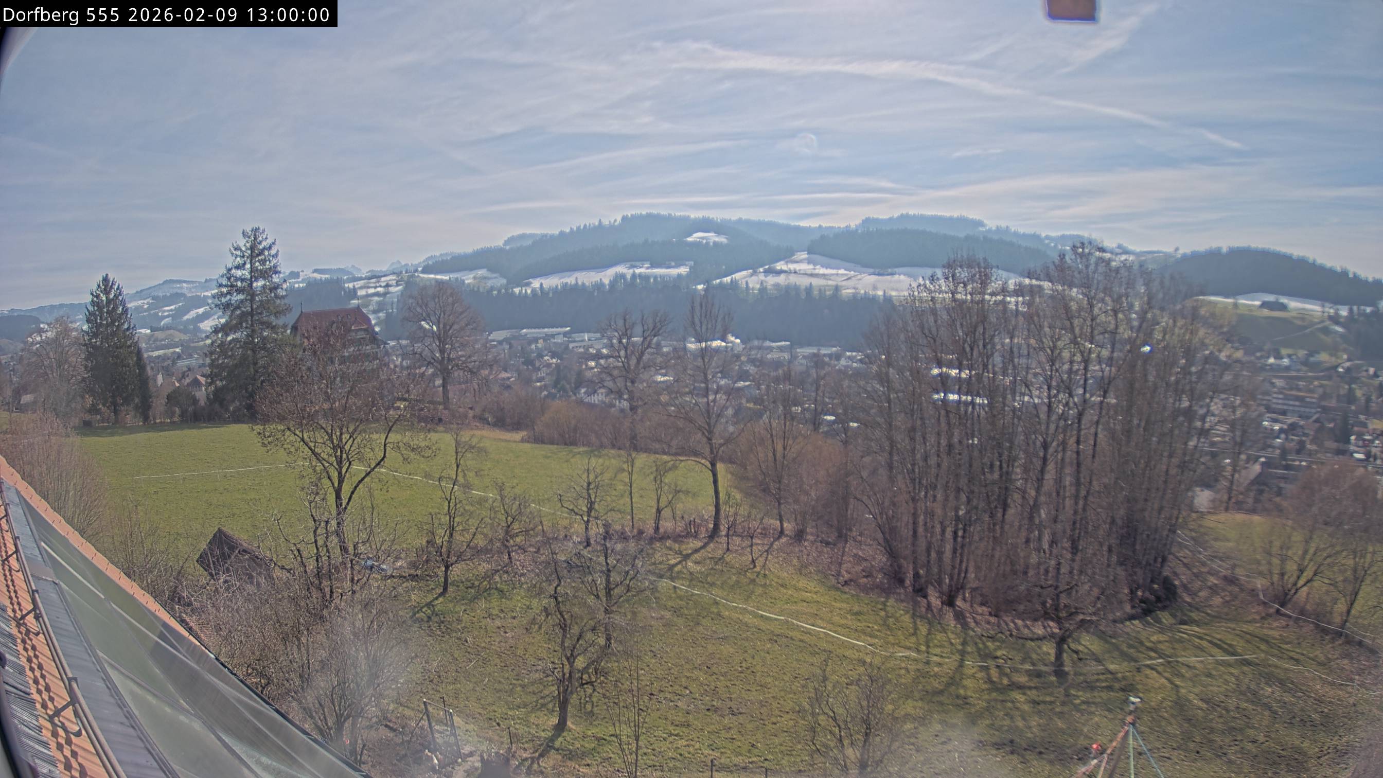 Webcam-Bild: Aussicht vom Dorfberg in Langnau 20260209-130000
